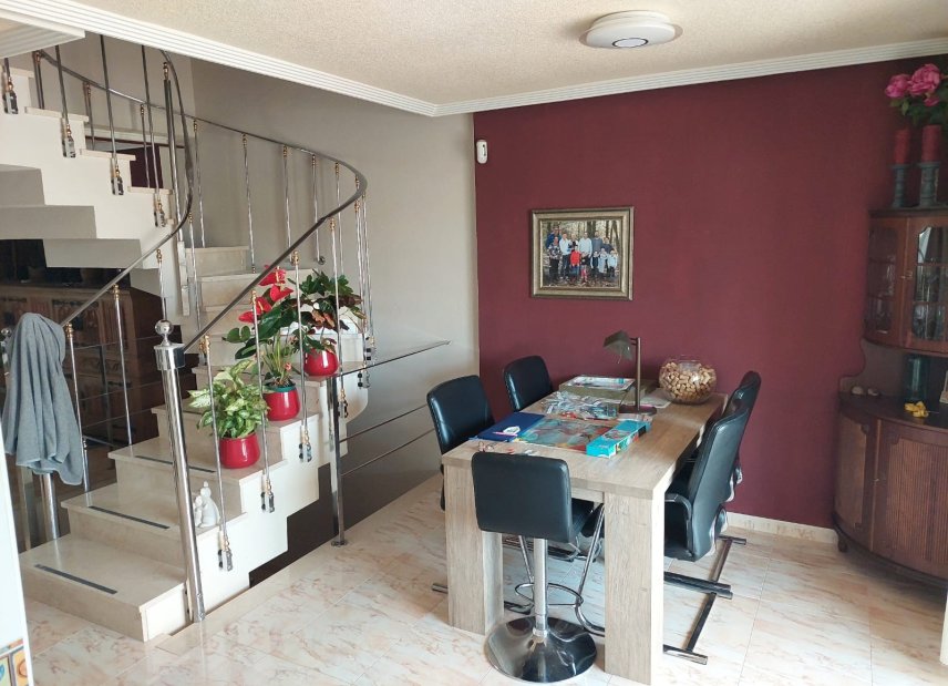 Resale - Villa - Guardamar del Segura - El Raso