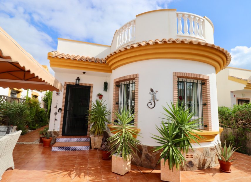 Resale - Villa - Guardamar del Segura - El Raso
