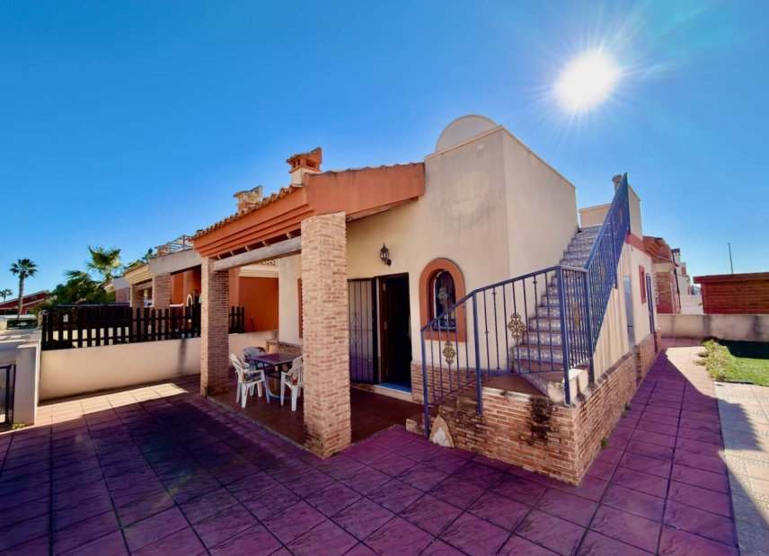 Resale - Villa - Guardamar del Segura - El Raso