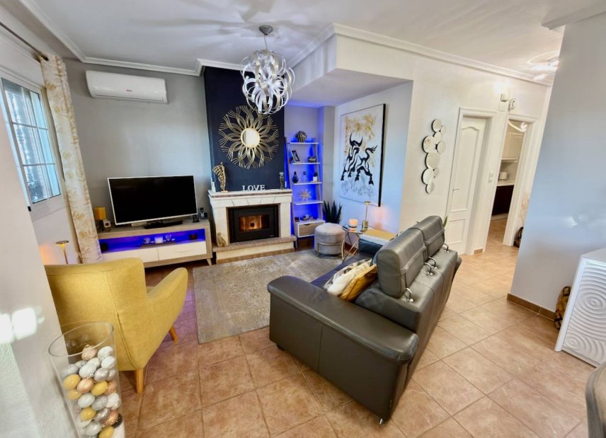 Resale - Villa - Guardamar del Segura - El Raso