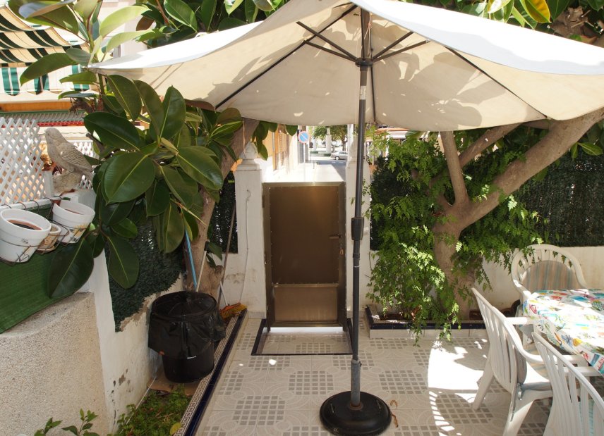 Resale - Villa - Guardamar del Segura