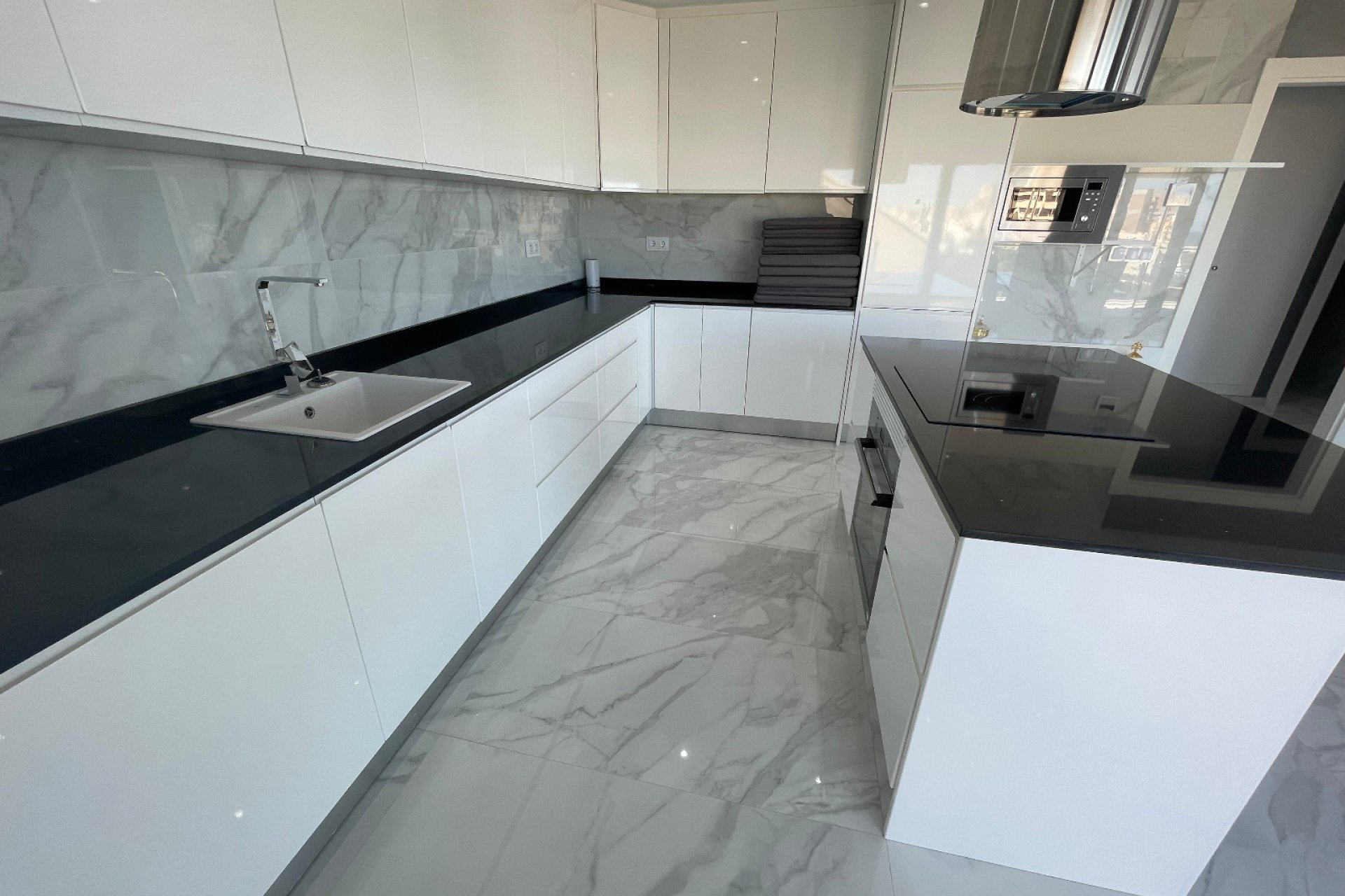 Resale - Villa - La Mata