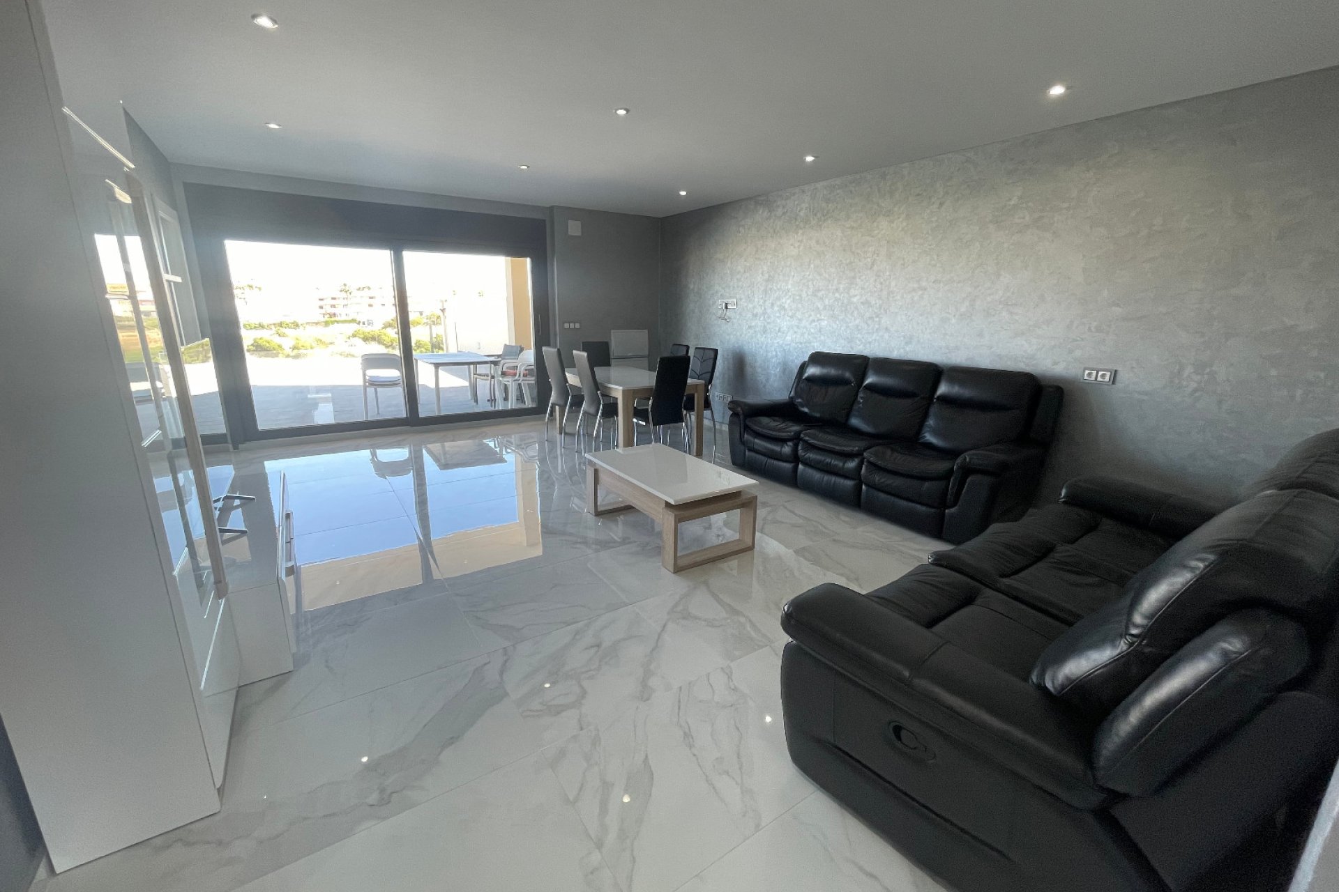 Resale - Villa - La Mata