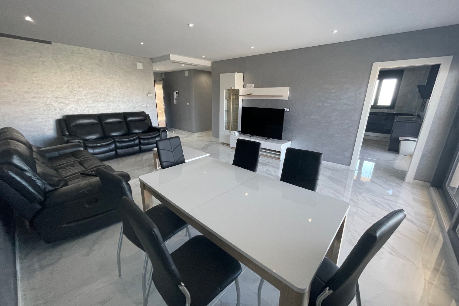 Resale - Villa - La Mata