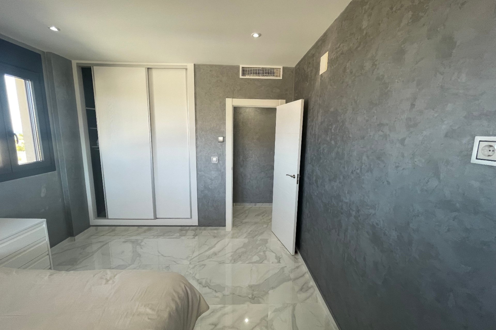 Resale - Villa - La Mata