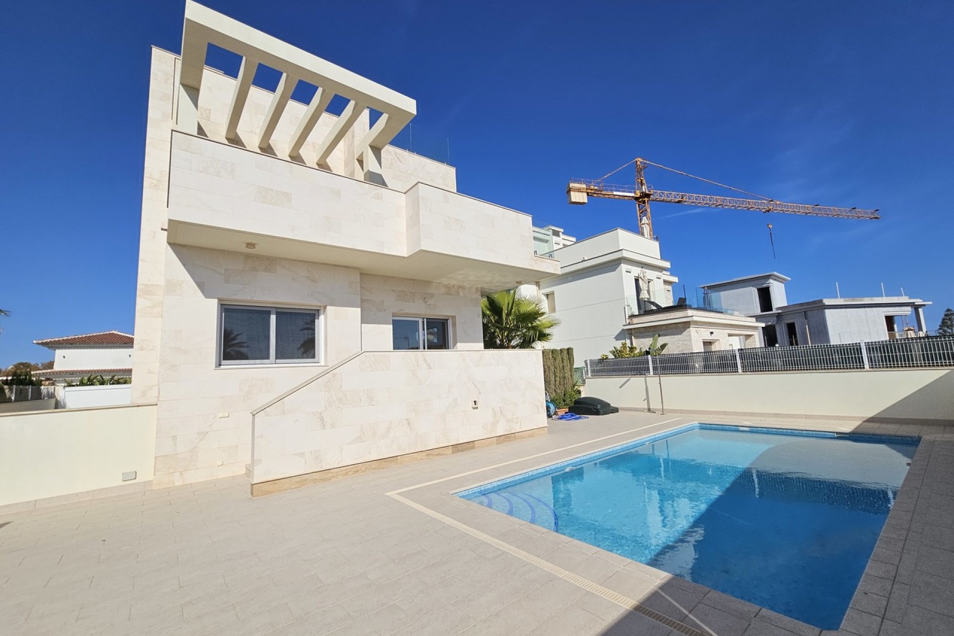 Resale - Villa - La Zenia - 