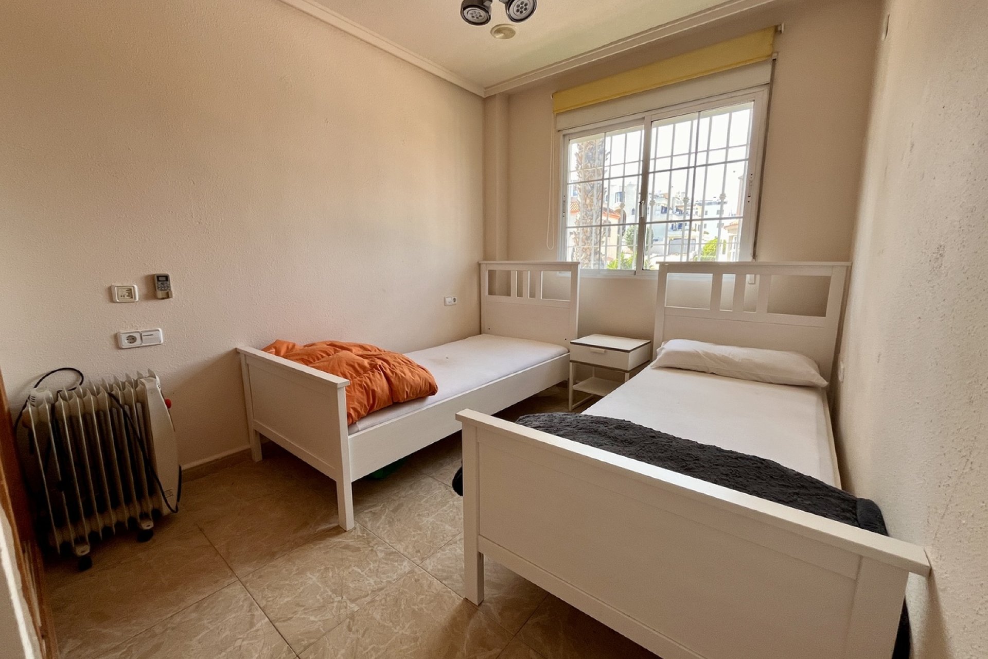 Resale - Villa - La Zenia - 