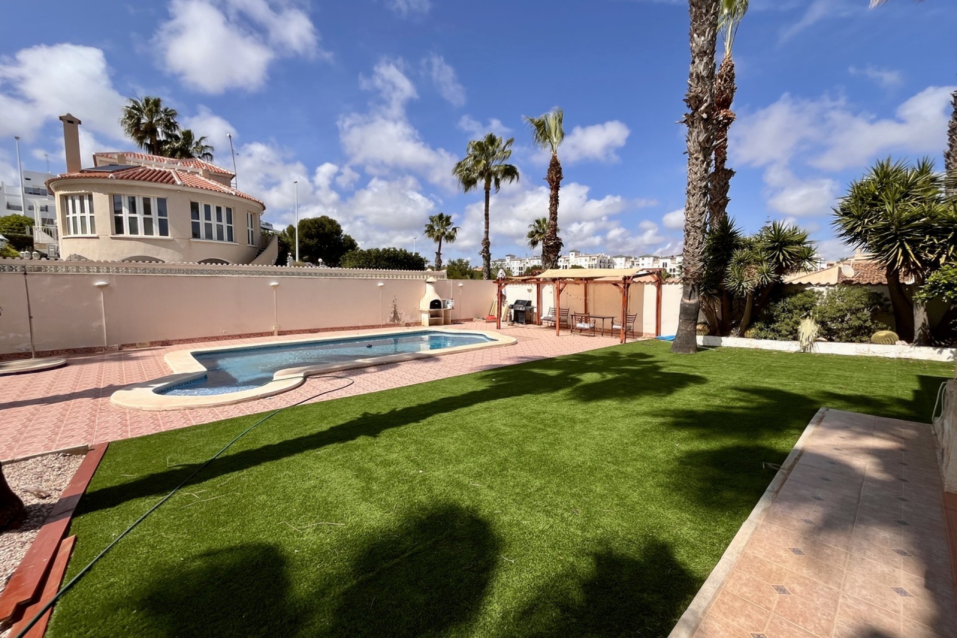 Resale - Villa - La Zenia - 