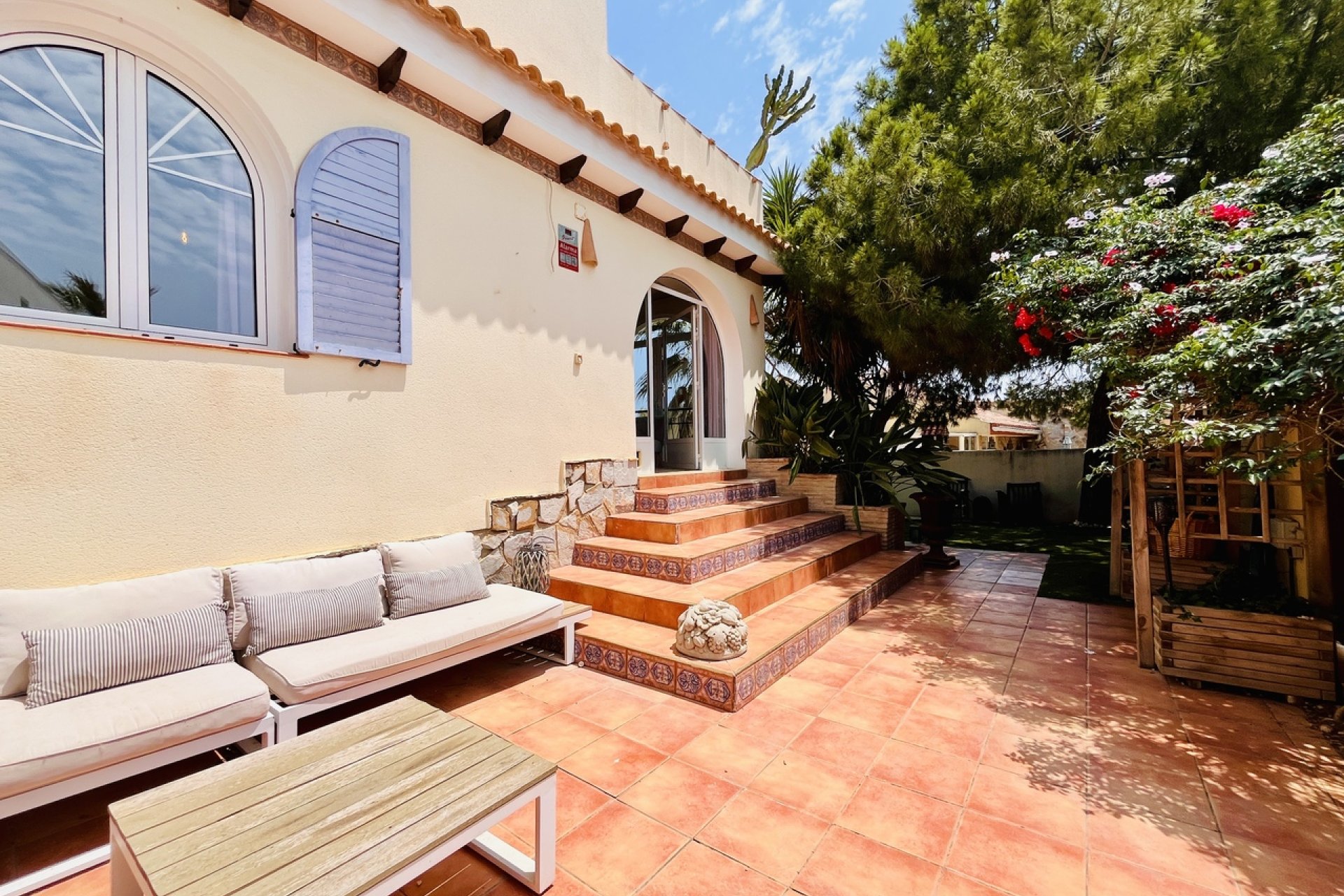 Resale - Villa - La Zenia - 