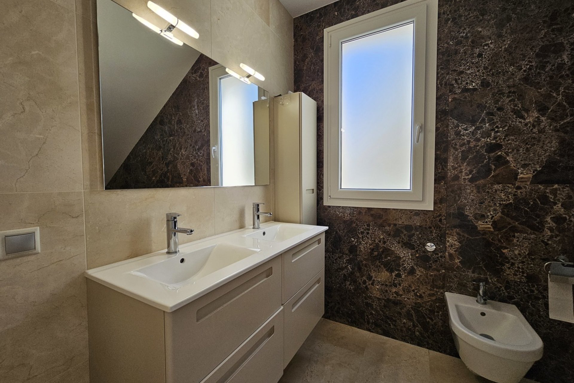 Resale - Villa - La Zenia - 