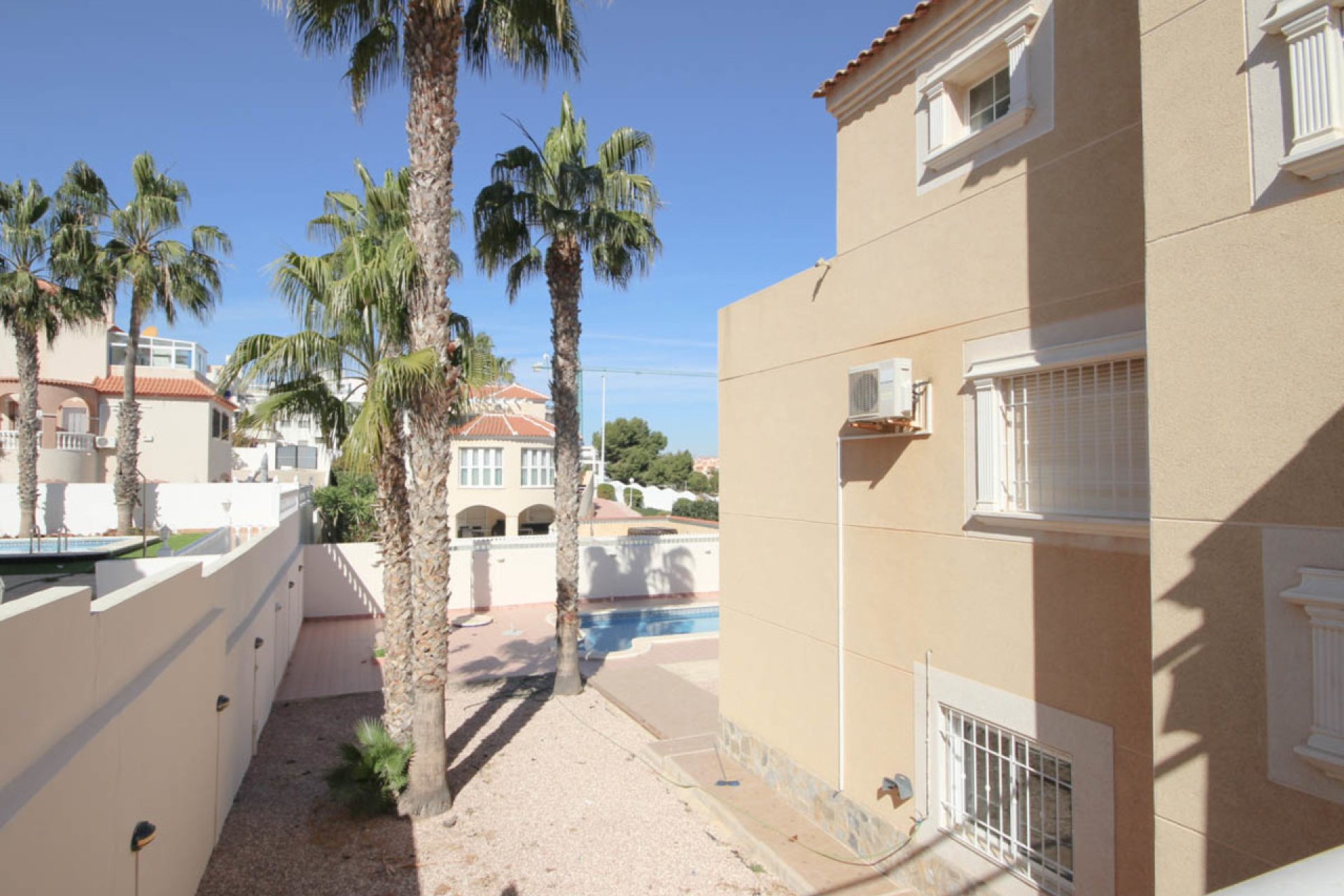 Resale - Villa - La Zenia - 