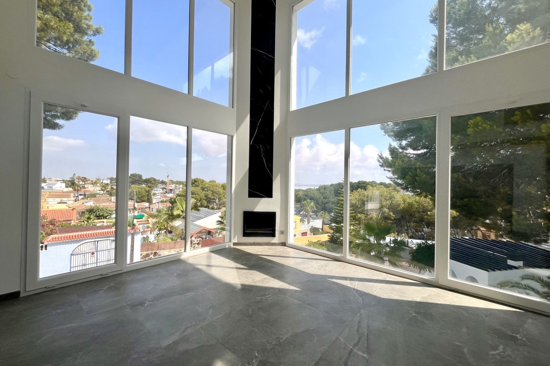 Resale - Villa - Los Balcones - 