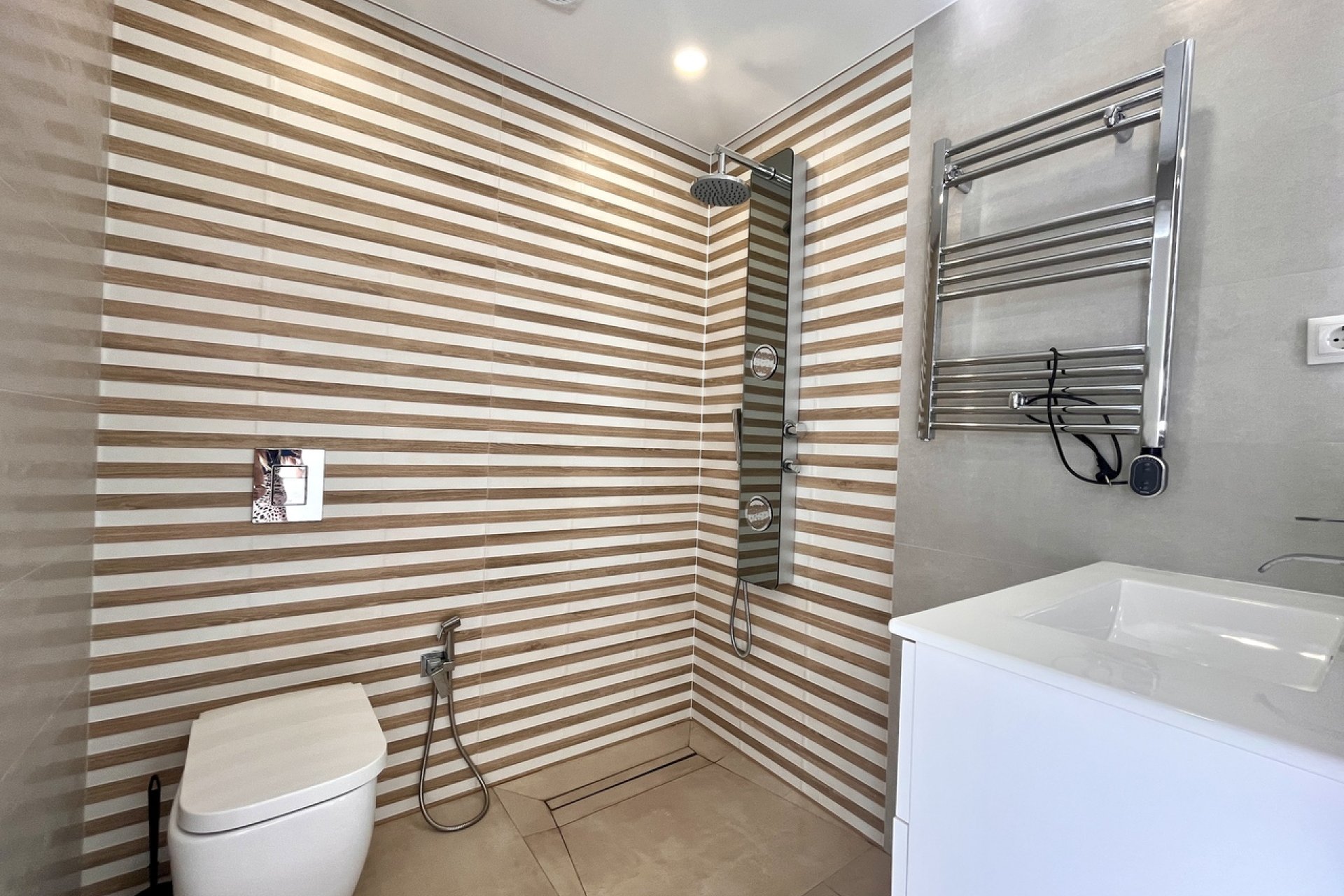 Resale - Villa - Los Balcones - 