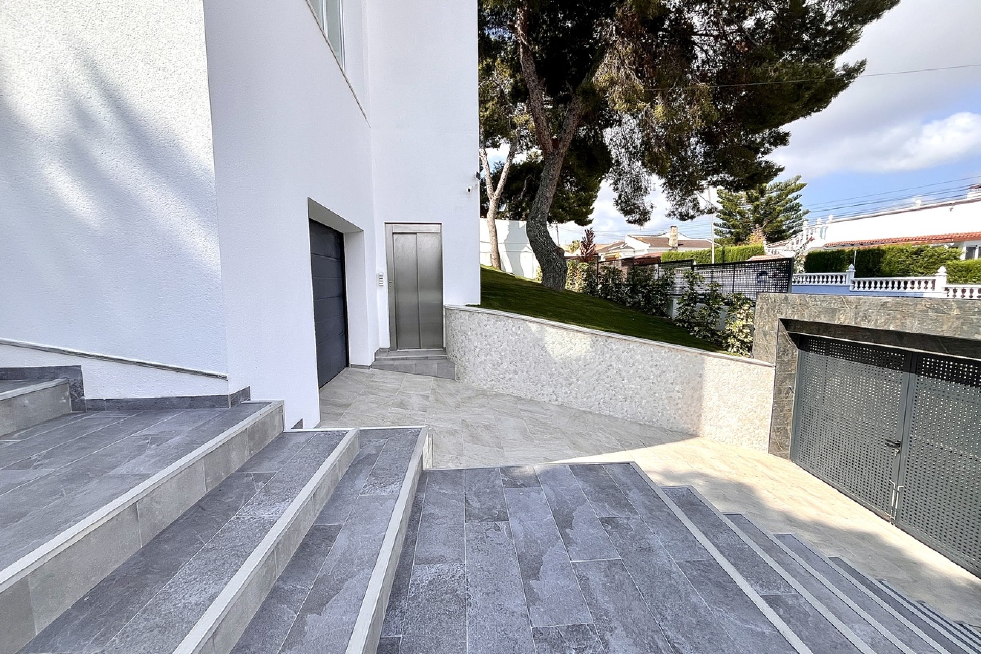 Resale - Villa - Los Balcones - 
