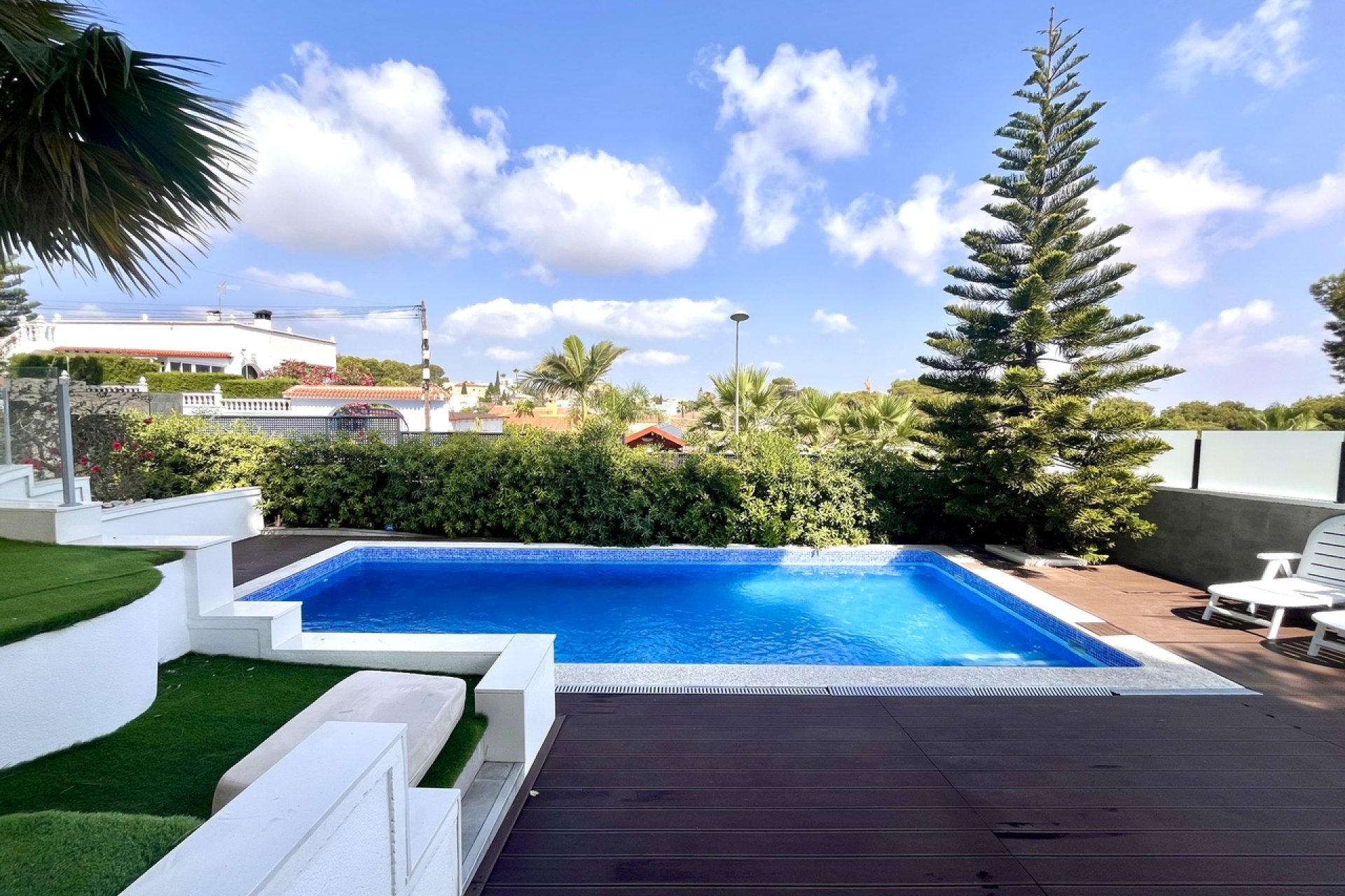 Resale - Villa - Los Balcones - 