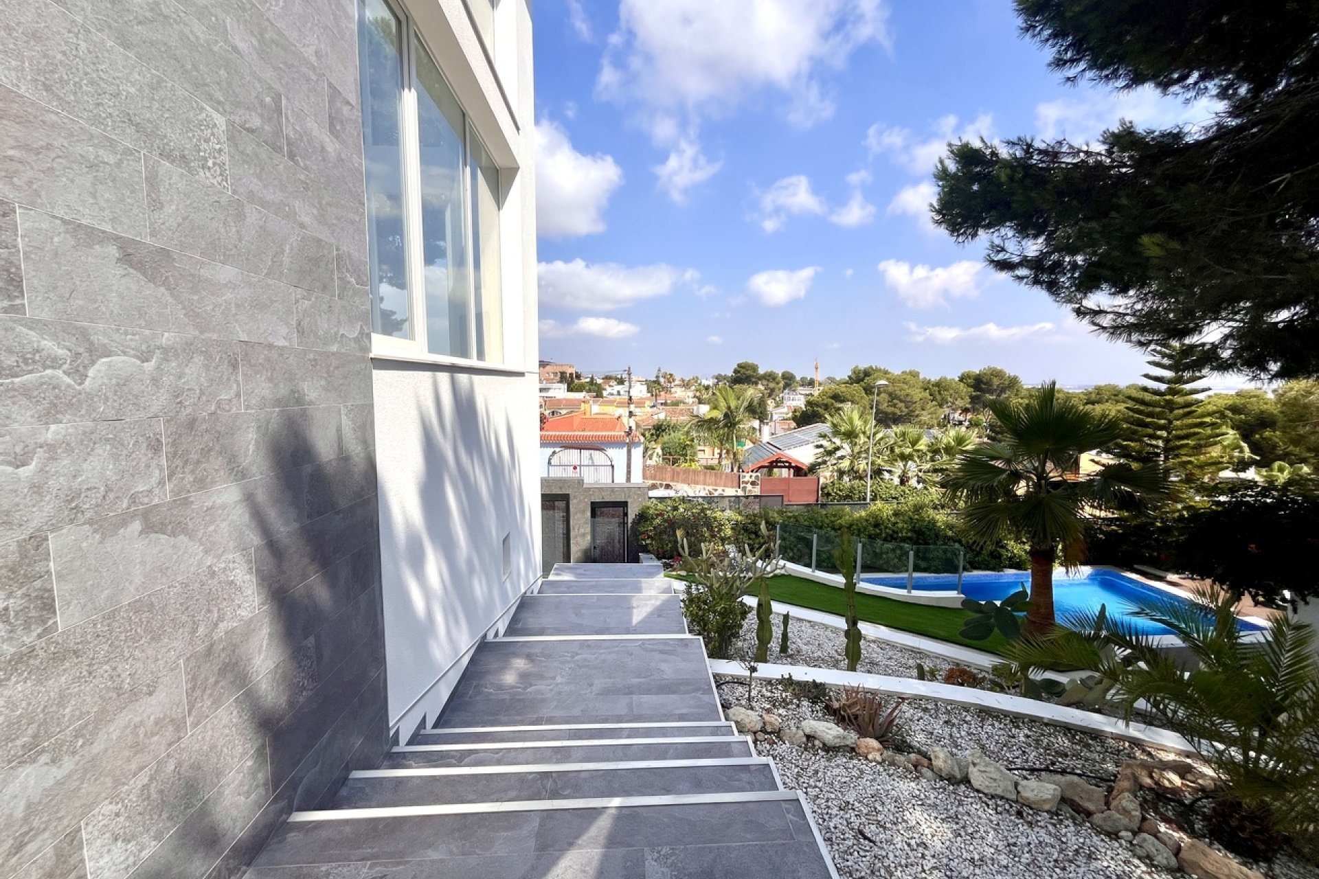 Resale - Villa - Los Balcones - 