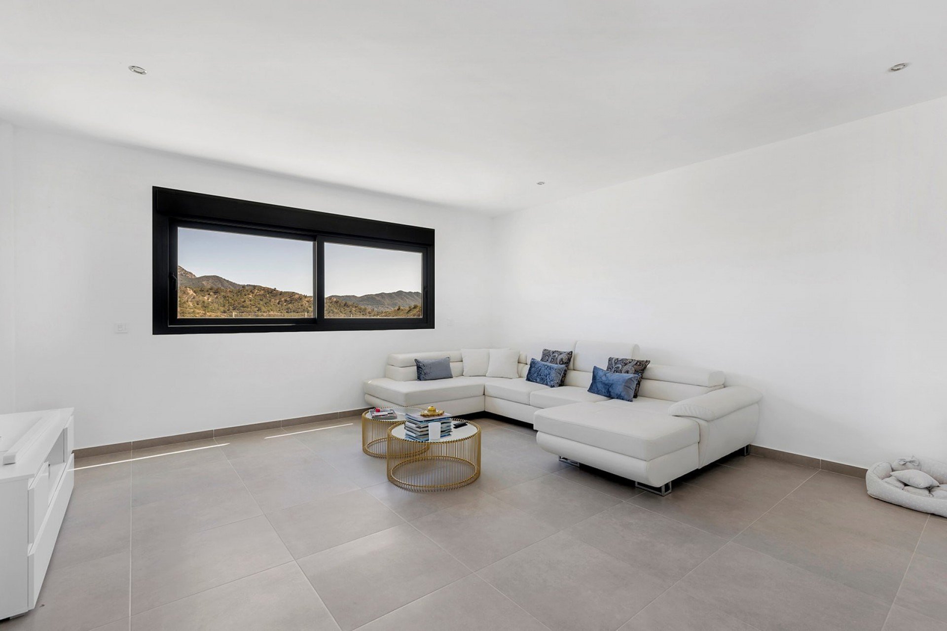 Resale - Villa - Macisvenda