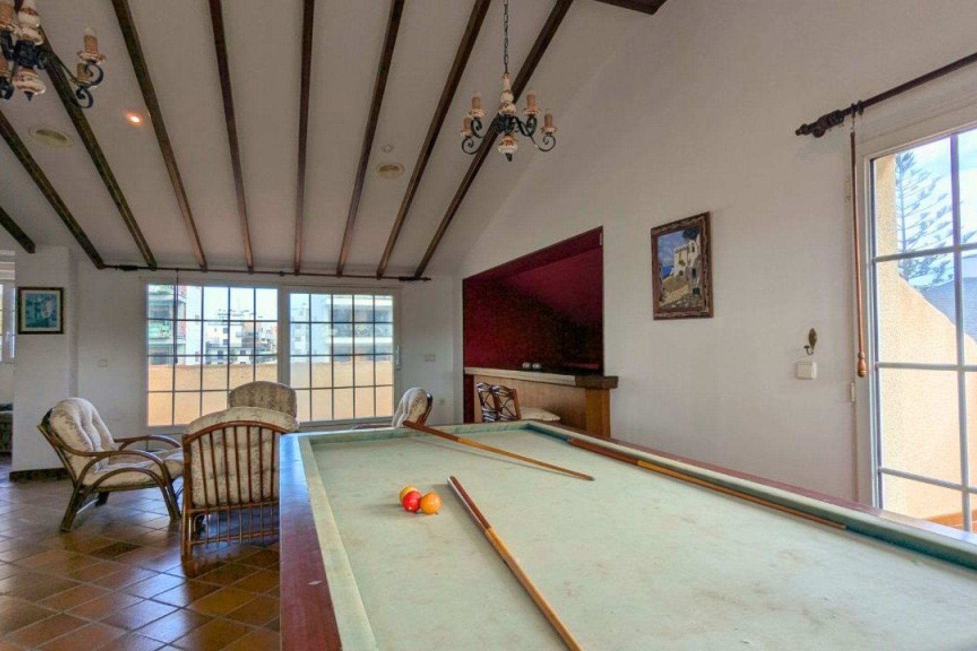 Resale - Villa - Mil Palmeras - 