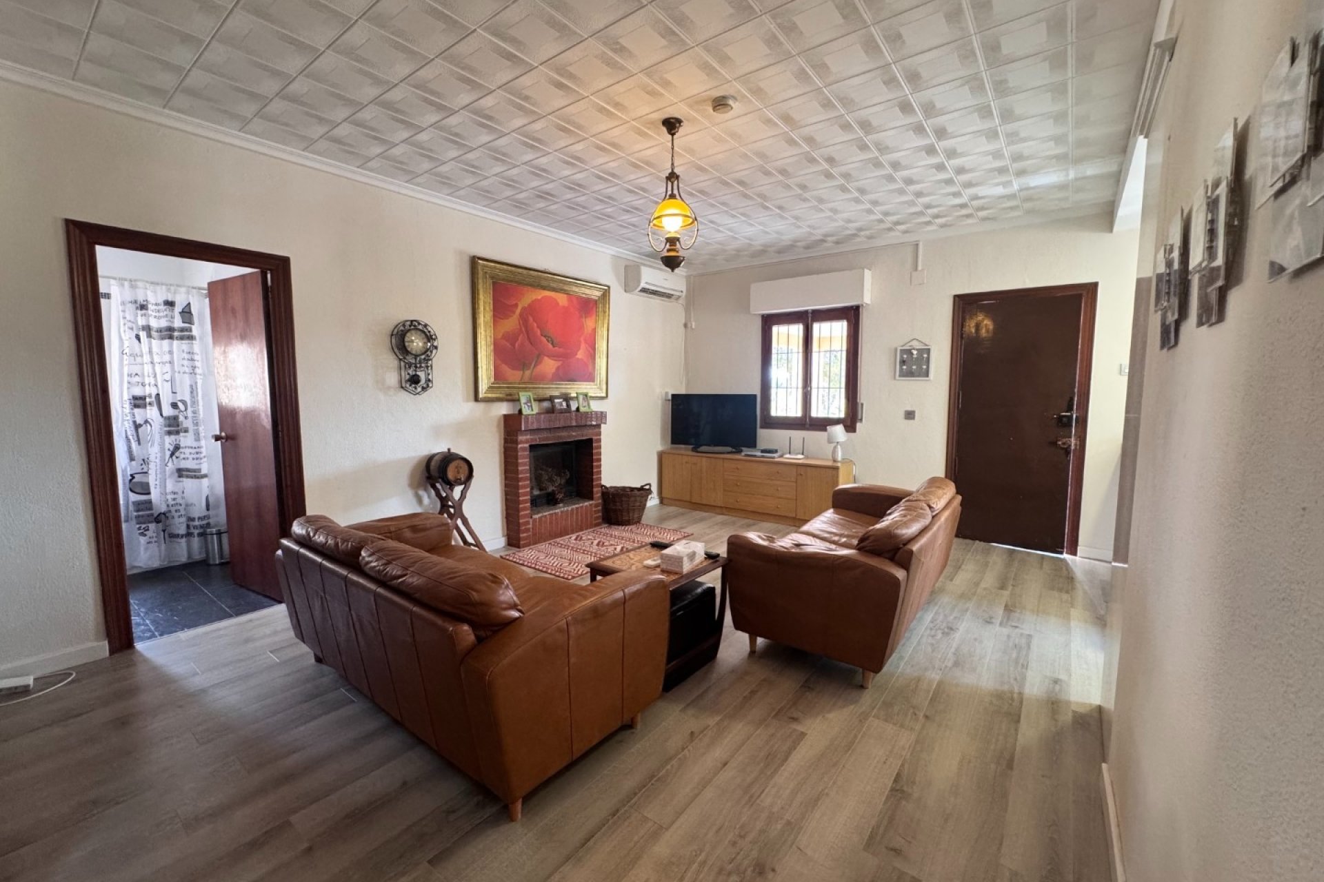 Resale - Villa - Monovar