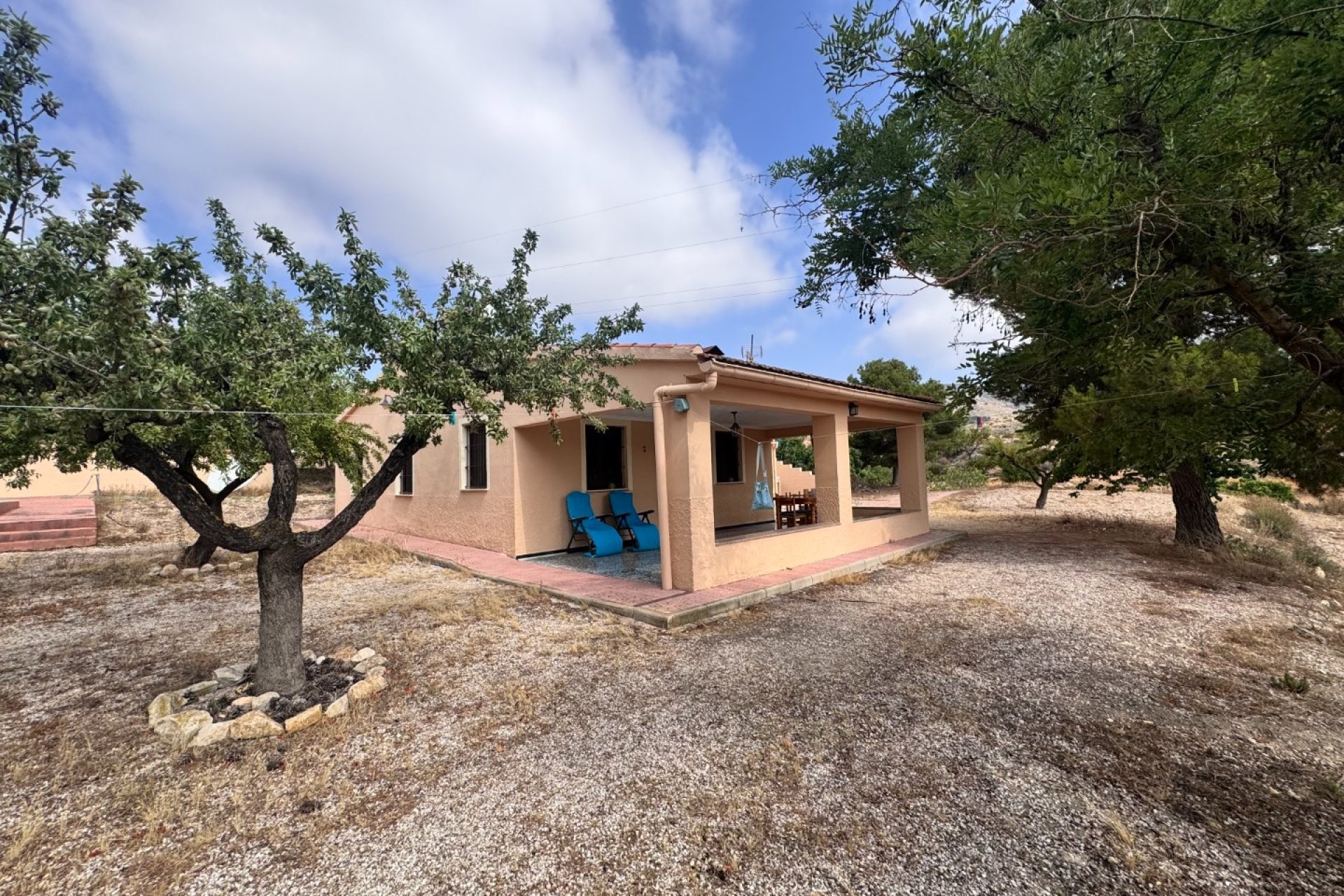 Resale - Villa - Monovar