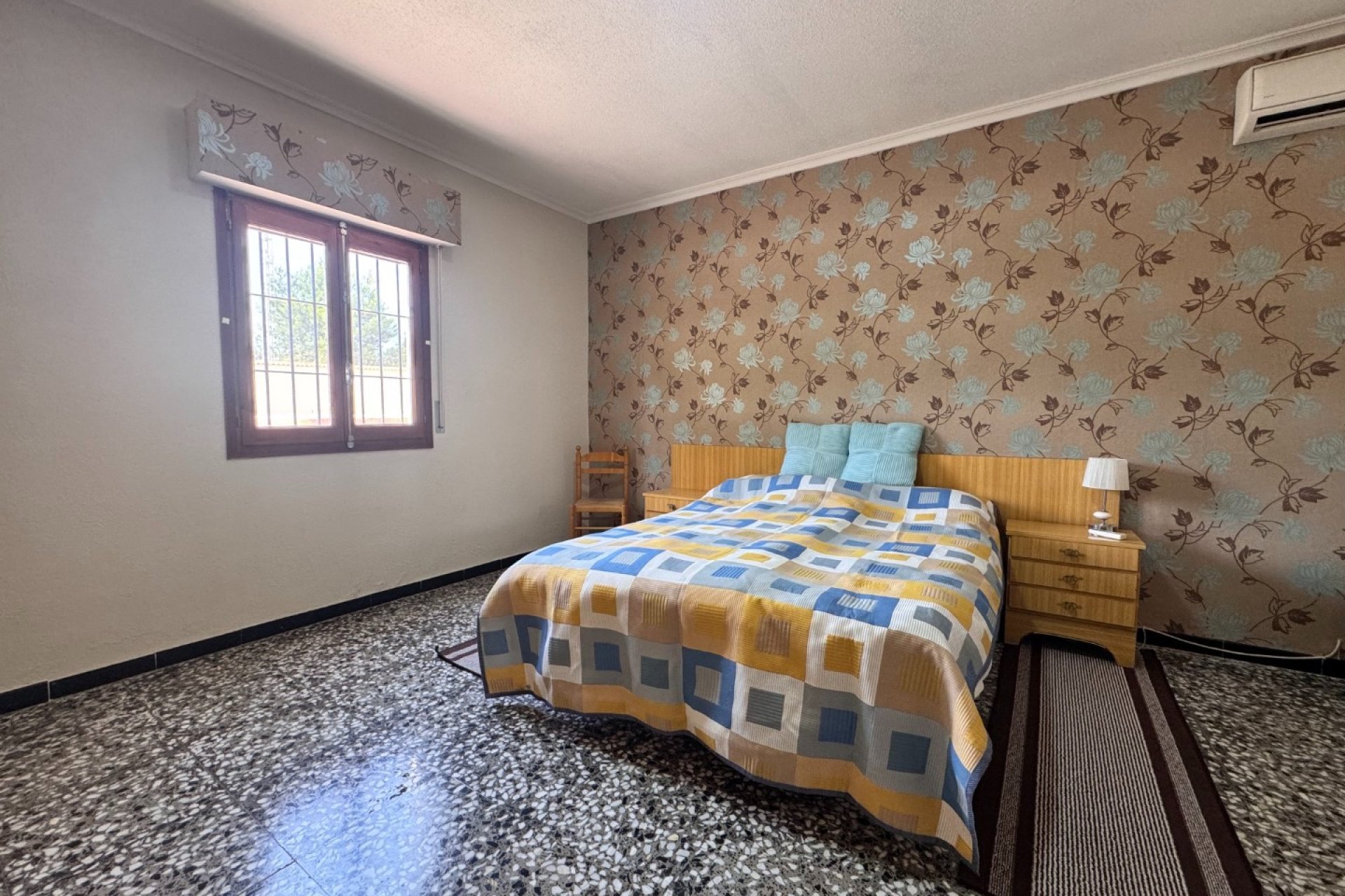 Resale - Villa - Monovar