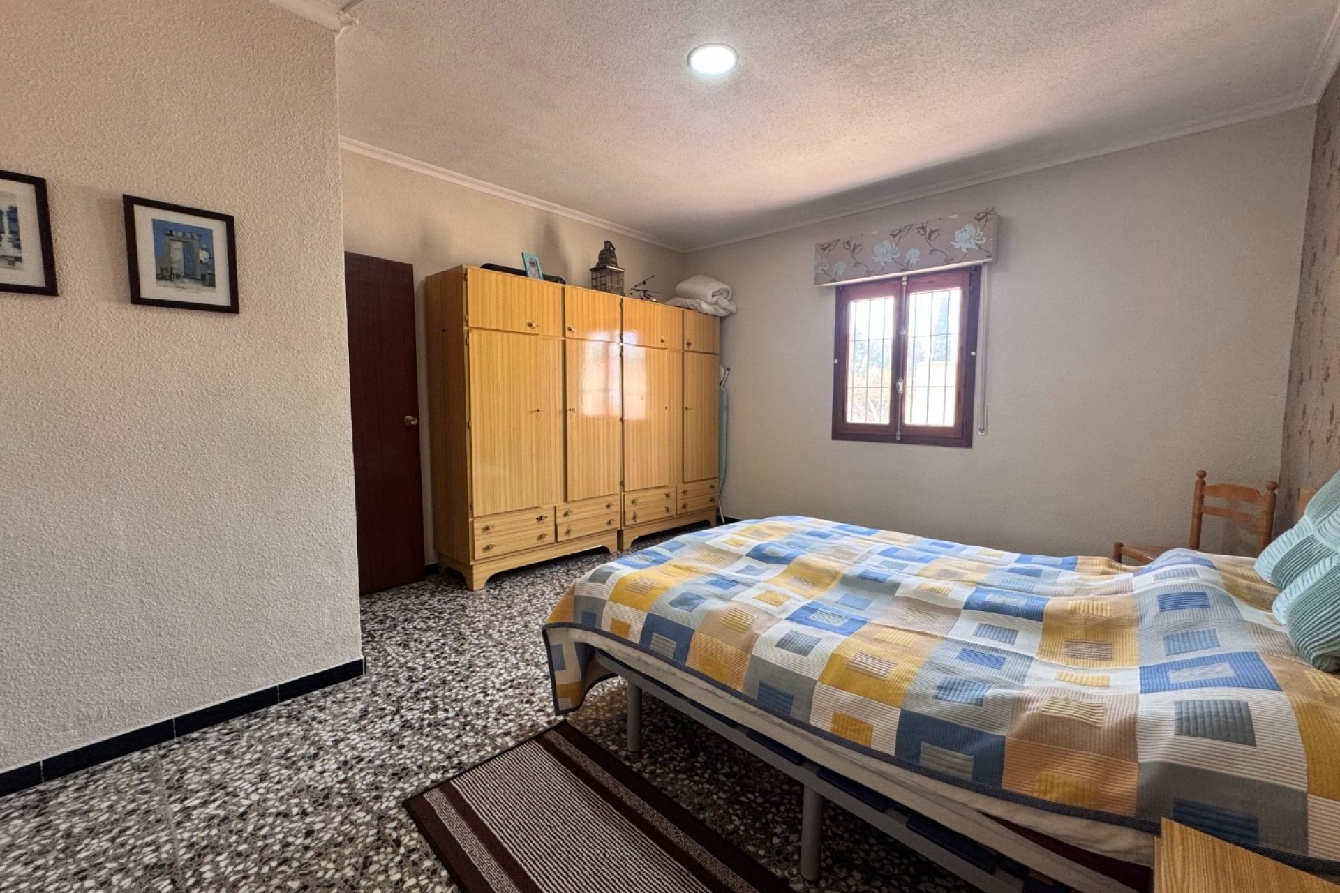 Resale - Villa - Monovar