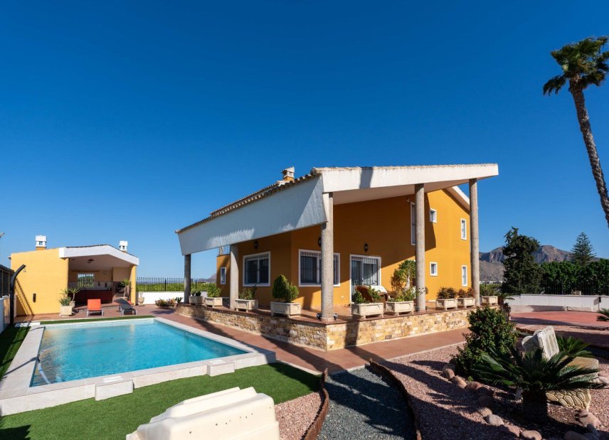 Resale - Villa - Orihuela - Correntías Medias