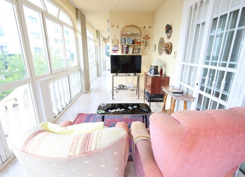 Resale - Villa - Orihuela Costa - Villamartin