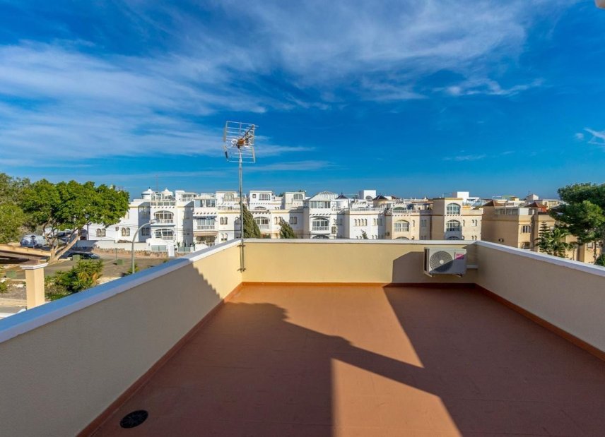 Resale - Villa - Orihuela Costa - Villamartin