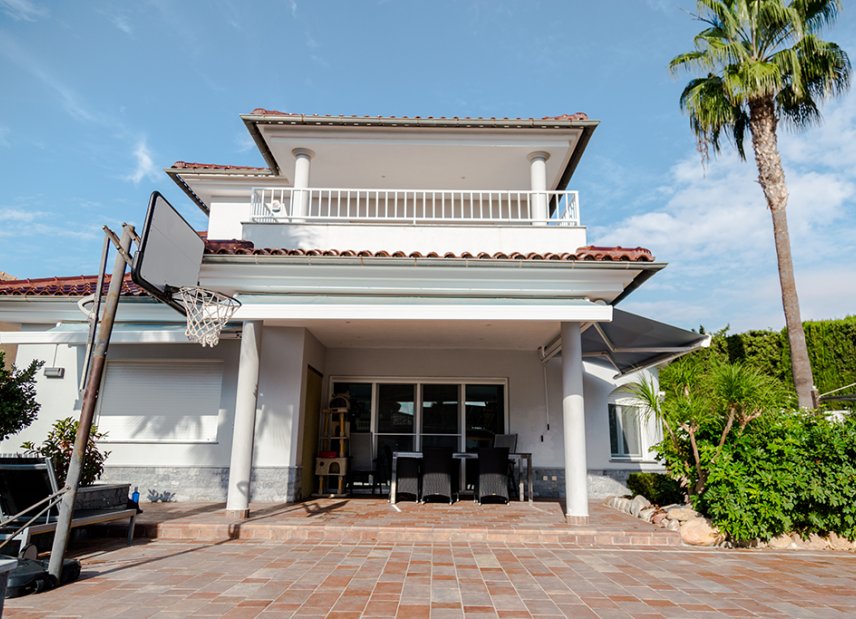 Resale - Villa - San Javier - 