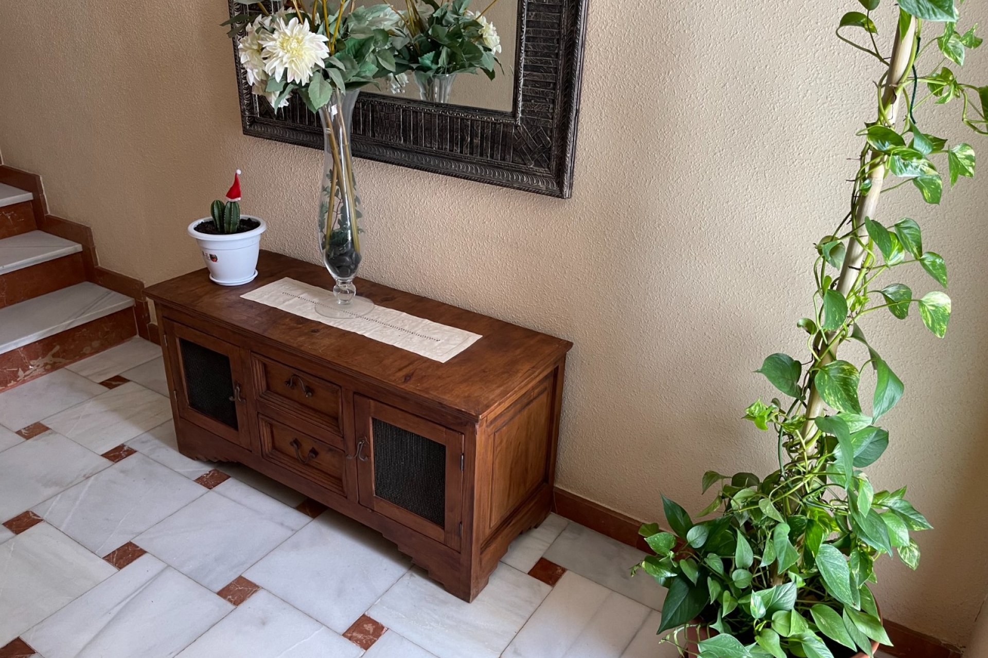 Resale - Villa - San Miguel de Salinas - pueblo