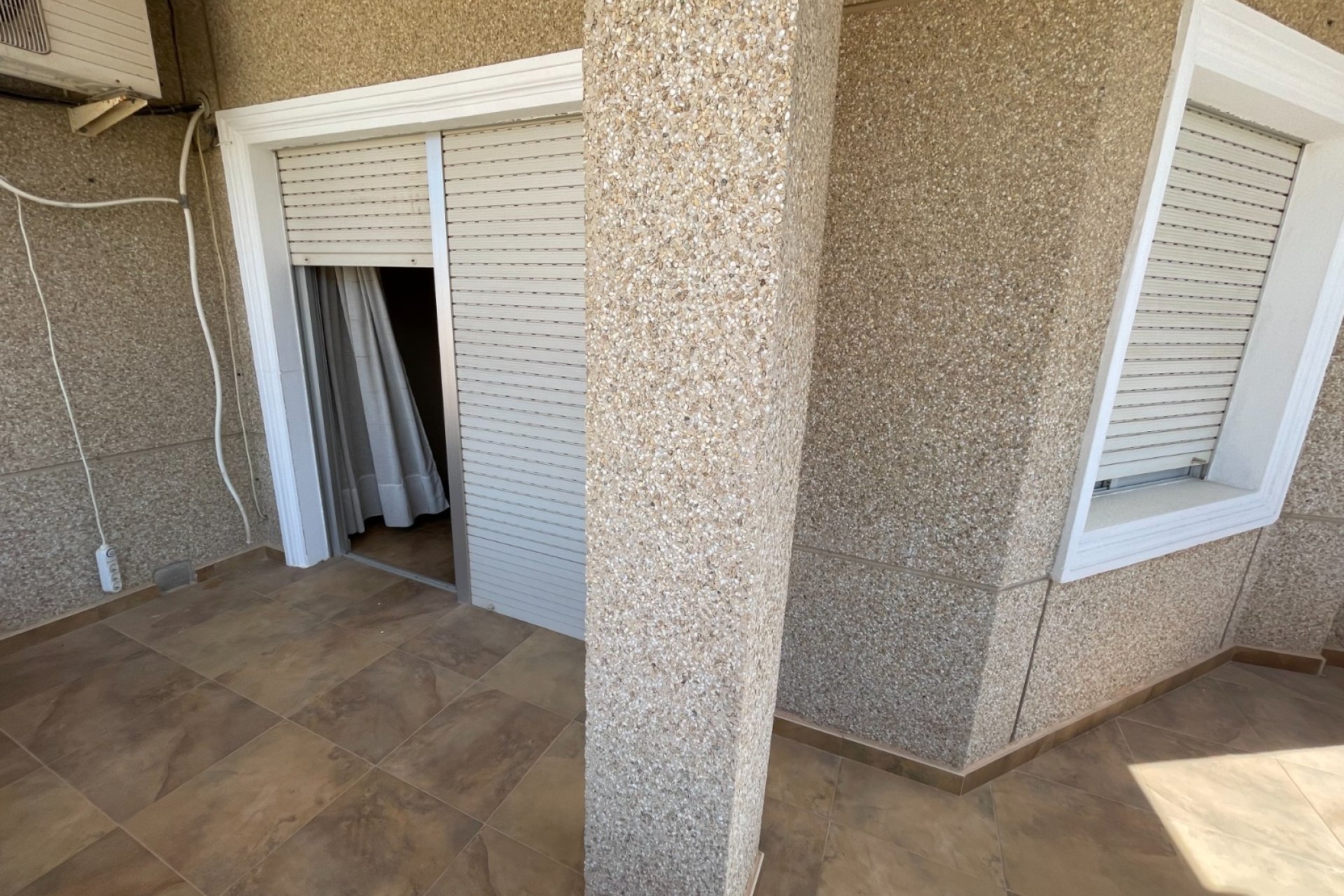 Resale - Villa - San Miguel de Salinas - pueblo