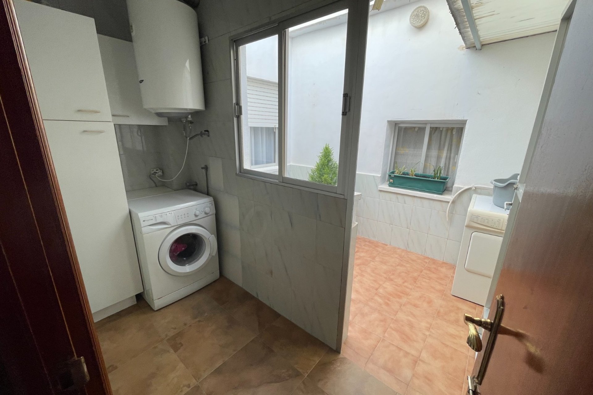 Resale - Villa - San Miguel de Salinas - pueblo