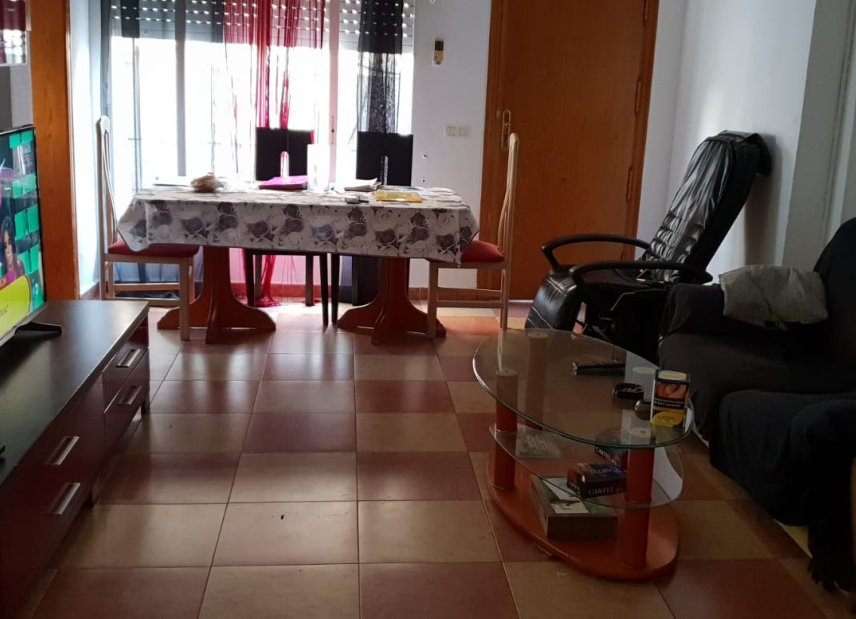 Resale - Villa - Torrevieia - Center