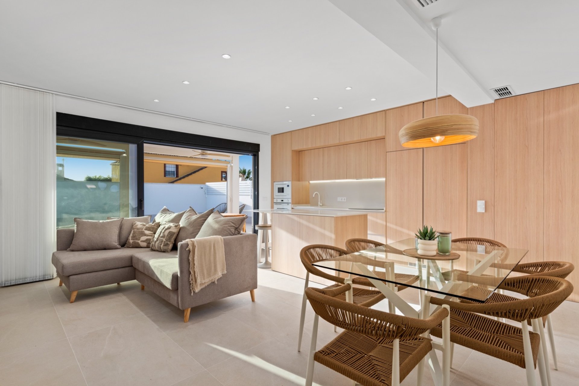 Resale - Villa - Torrevieia - El Chaparral