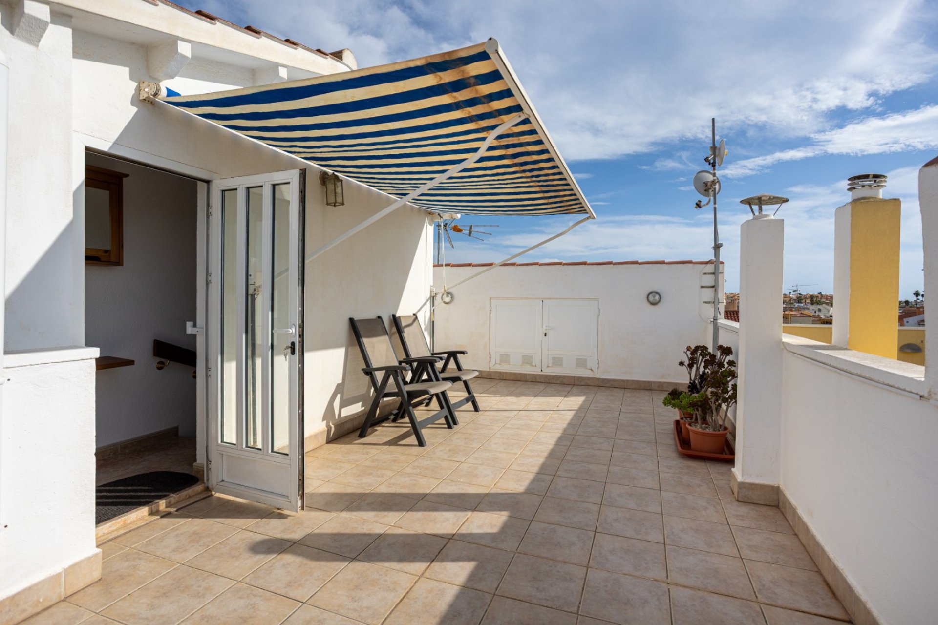Resale - Villa - Torrevieia - La Siesta