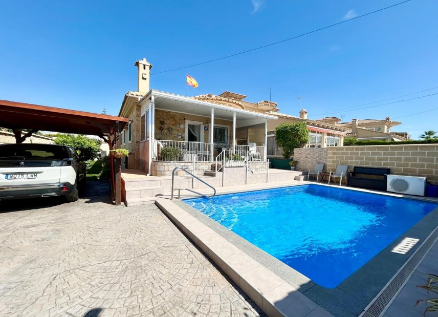 Resale - Villa - Torrevieia - La Siesta