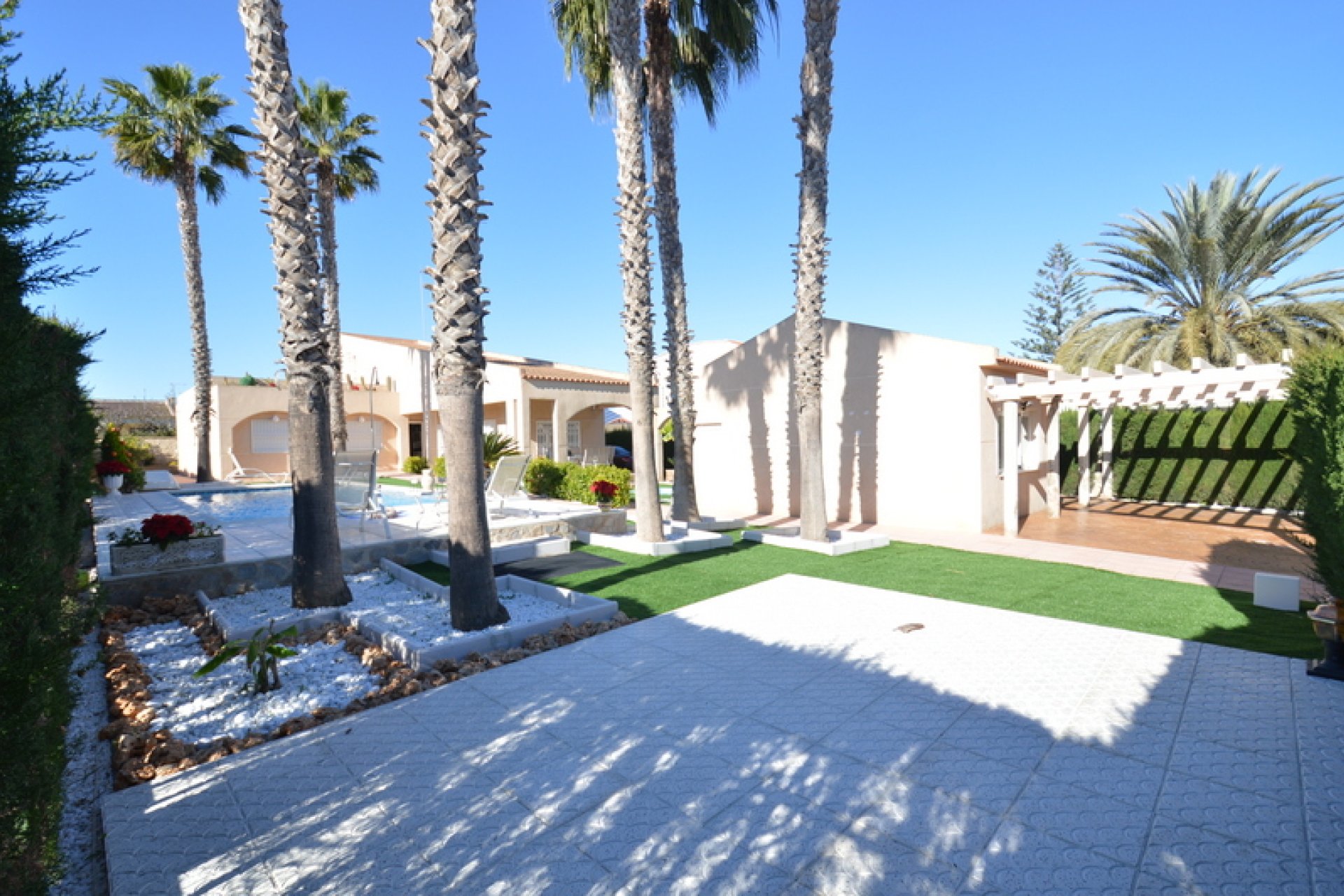 Resale - Villa - Torrevieia - Los Balcones
