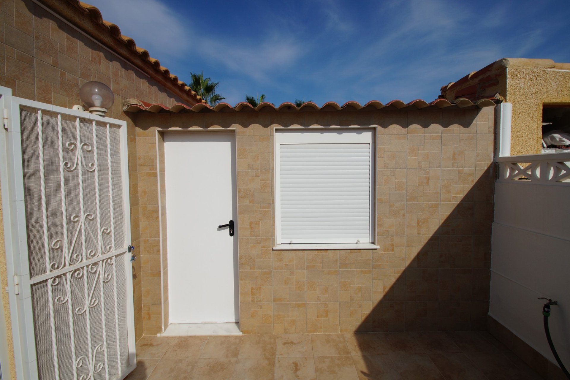 Resale - Villa - Torrevieia - Torrevieja
