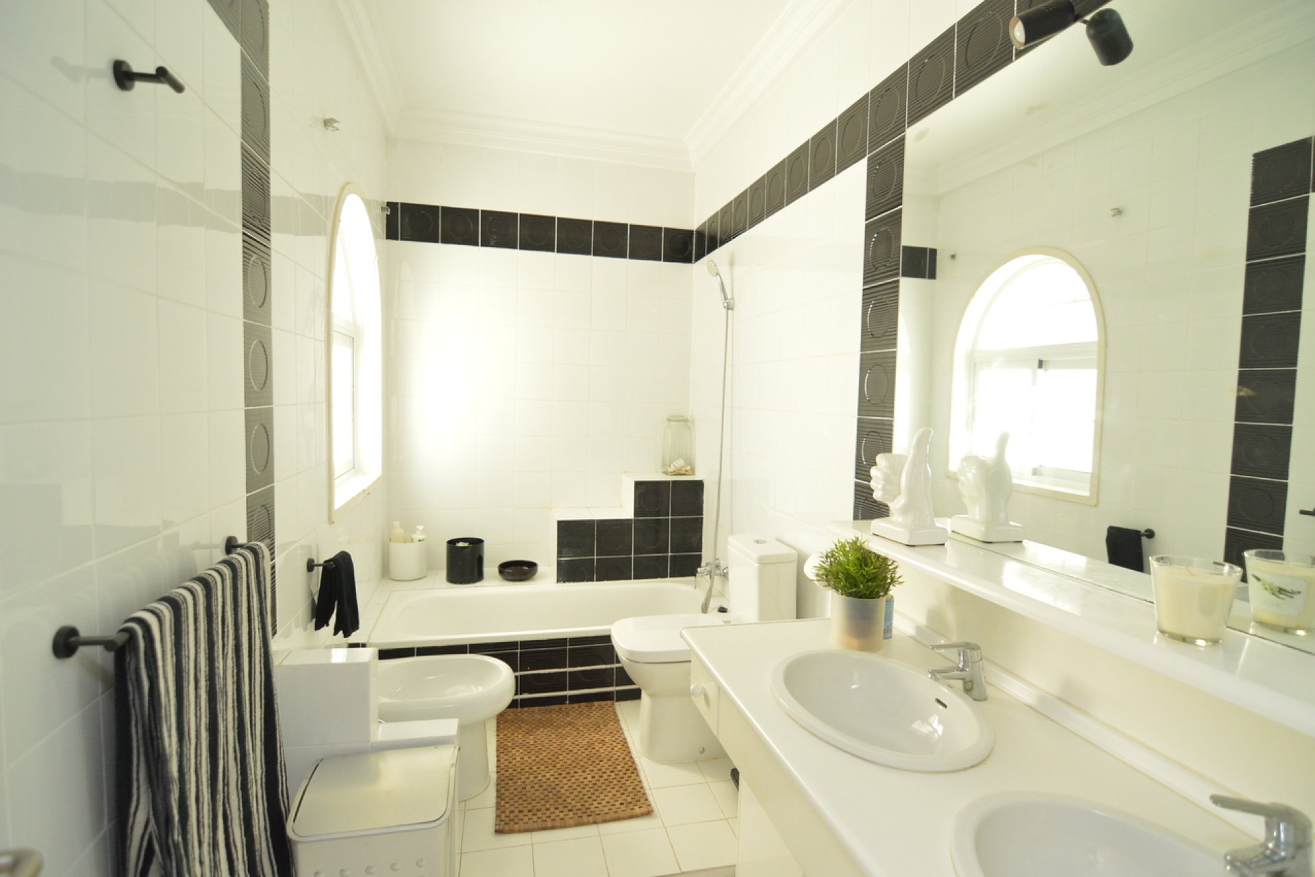 Resale - Villa - Torrevieia - Torrevieja