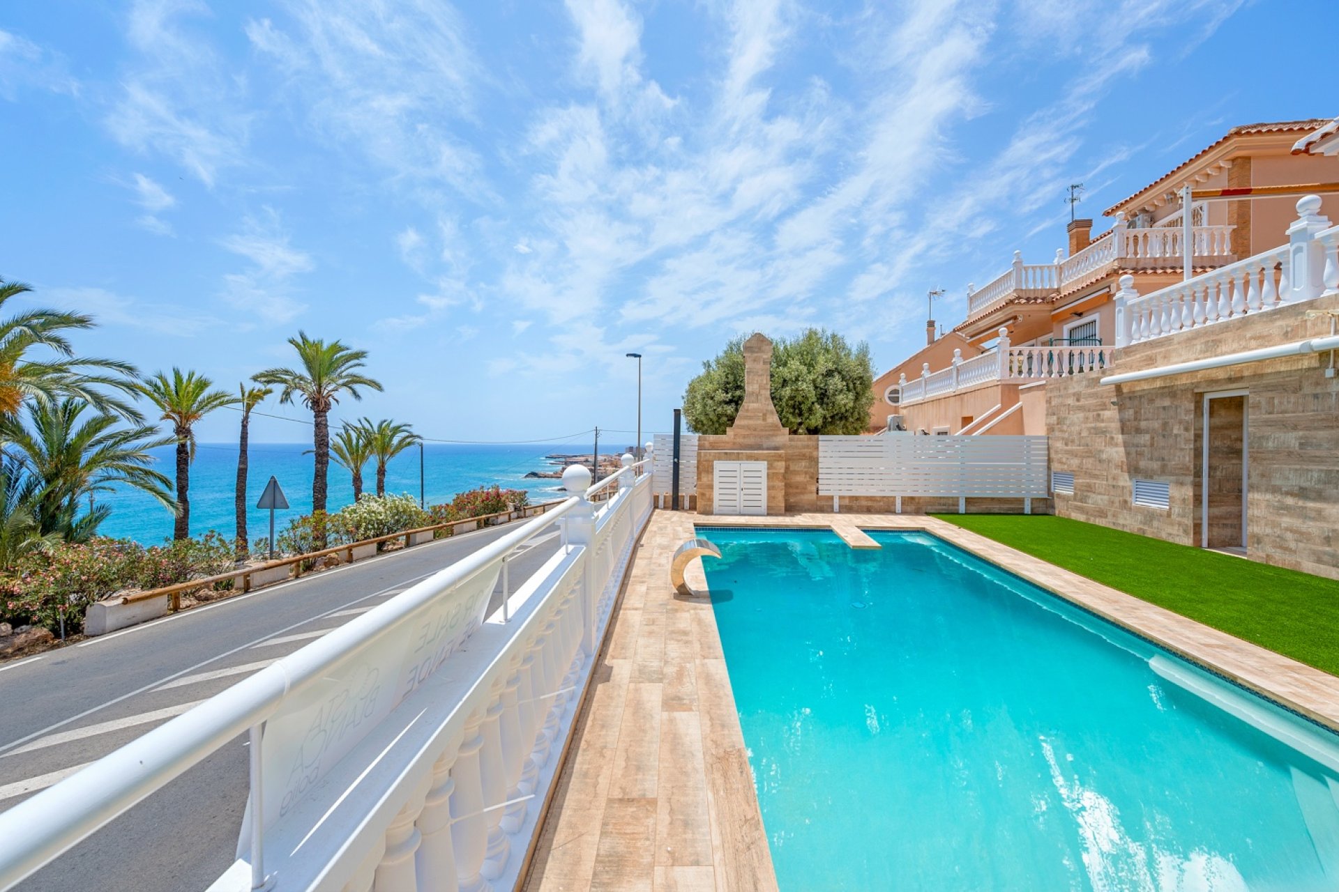 Resale - Villa - Torrevieia - Torrevieja