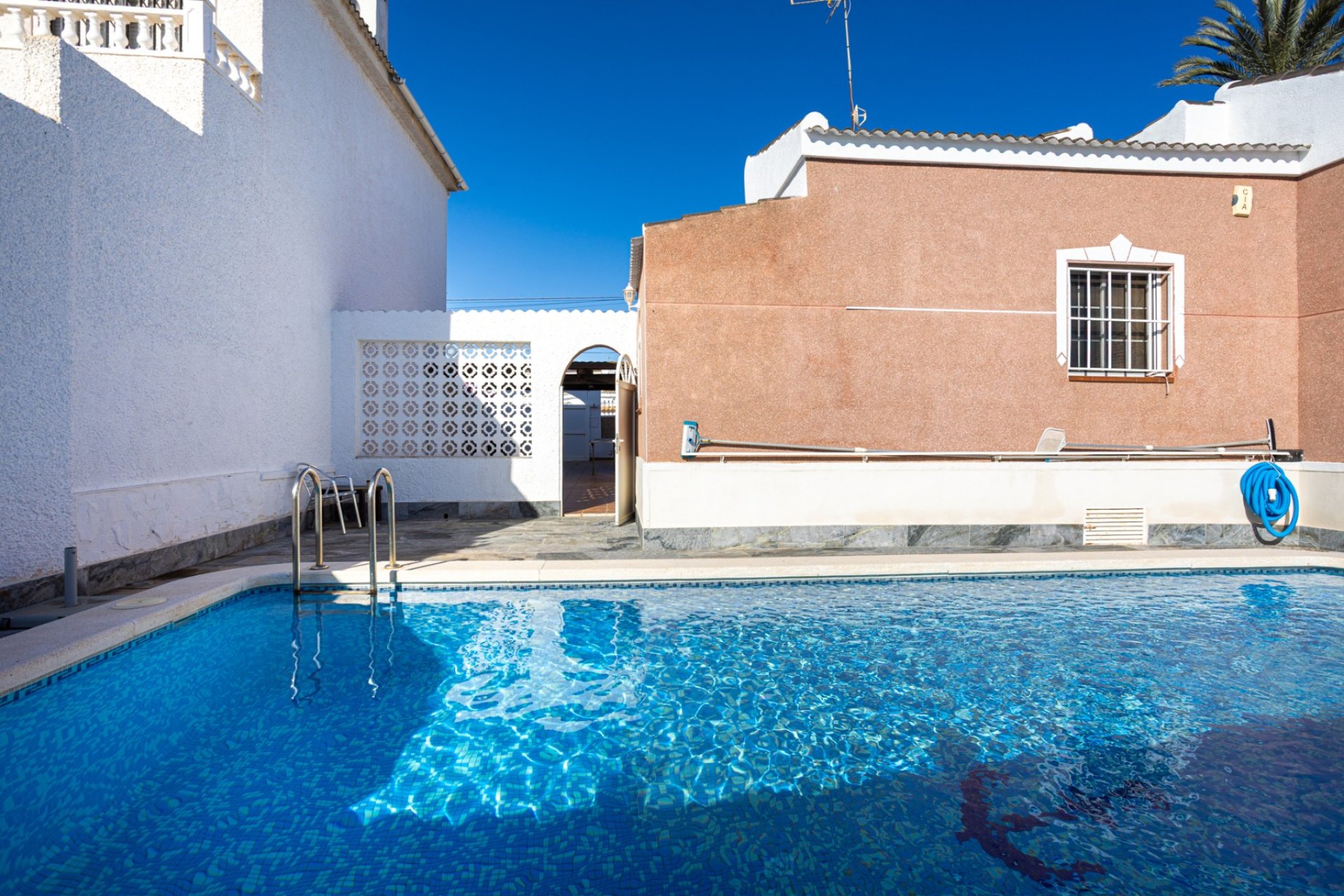 Resale - Villa - Torrevieia - Urbanización San Luis