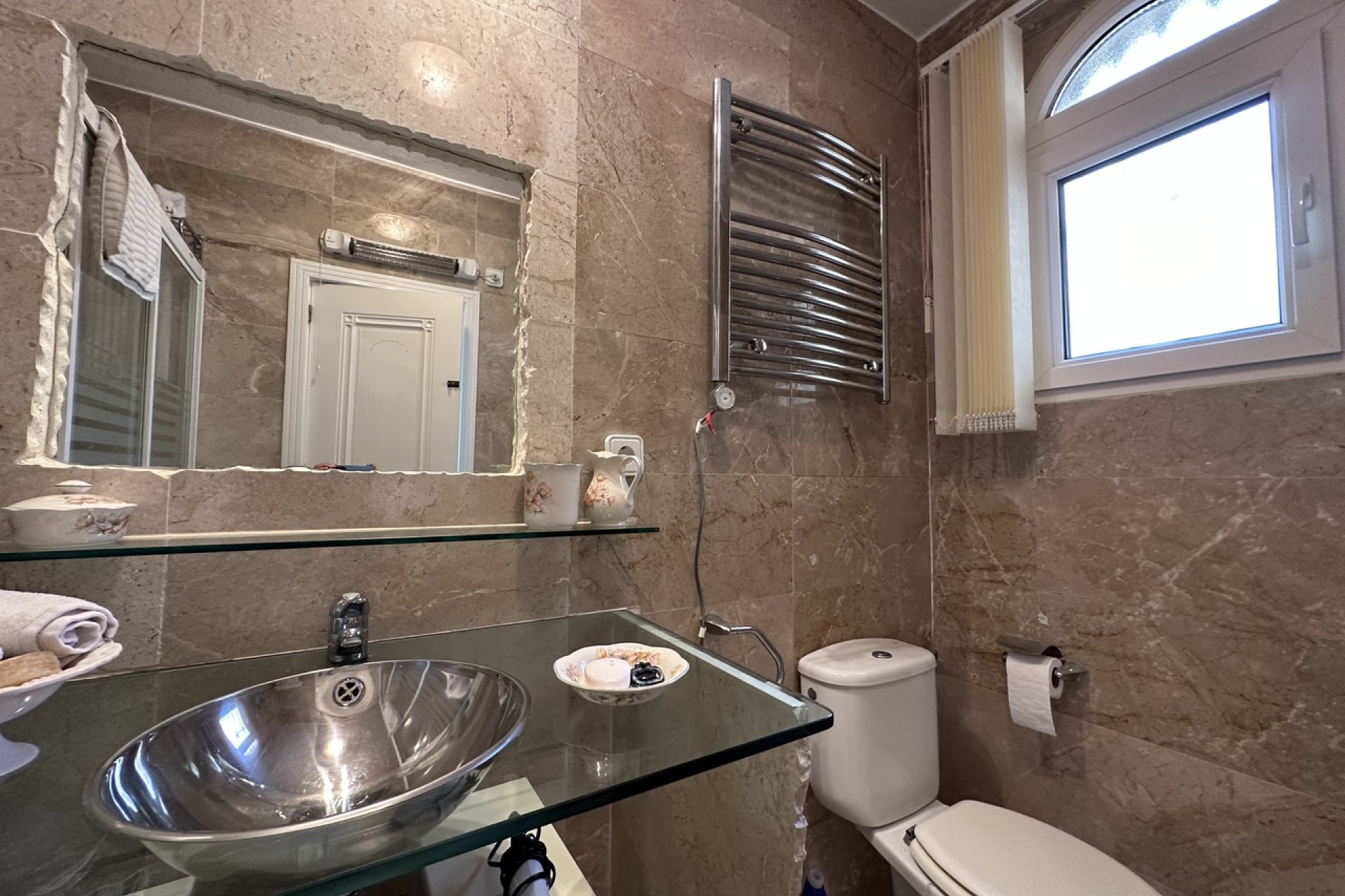 Resale - Villa - Villamartin