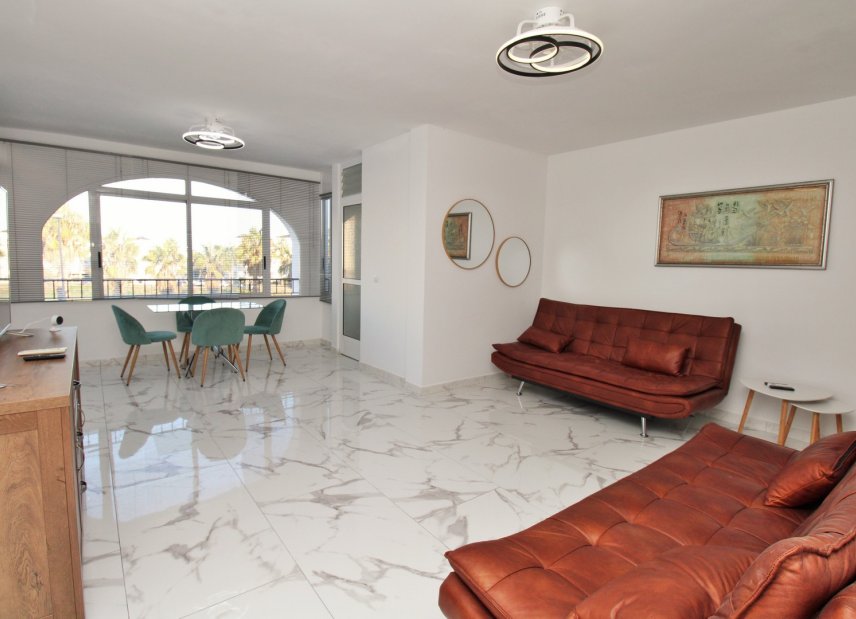 Segunda mano - Apartment - Flat - Villamartin