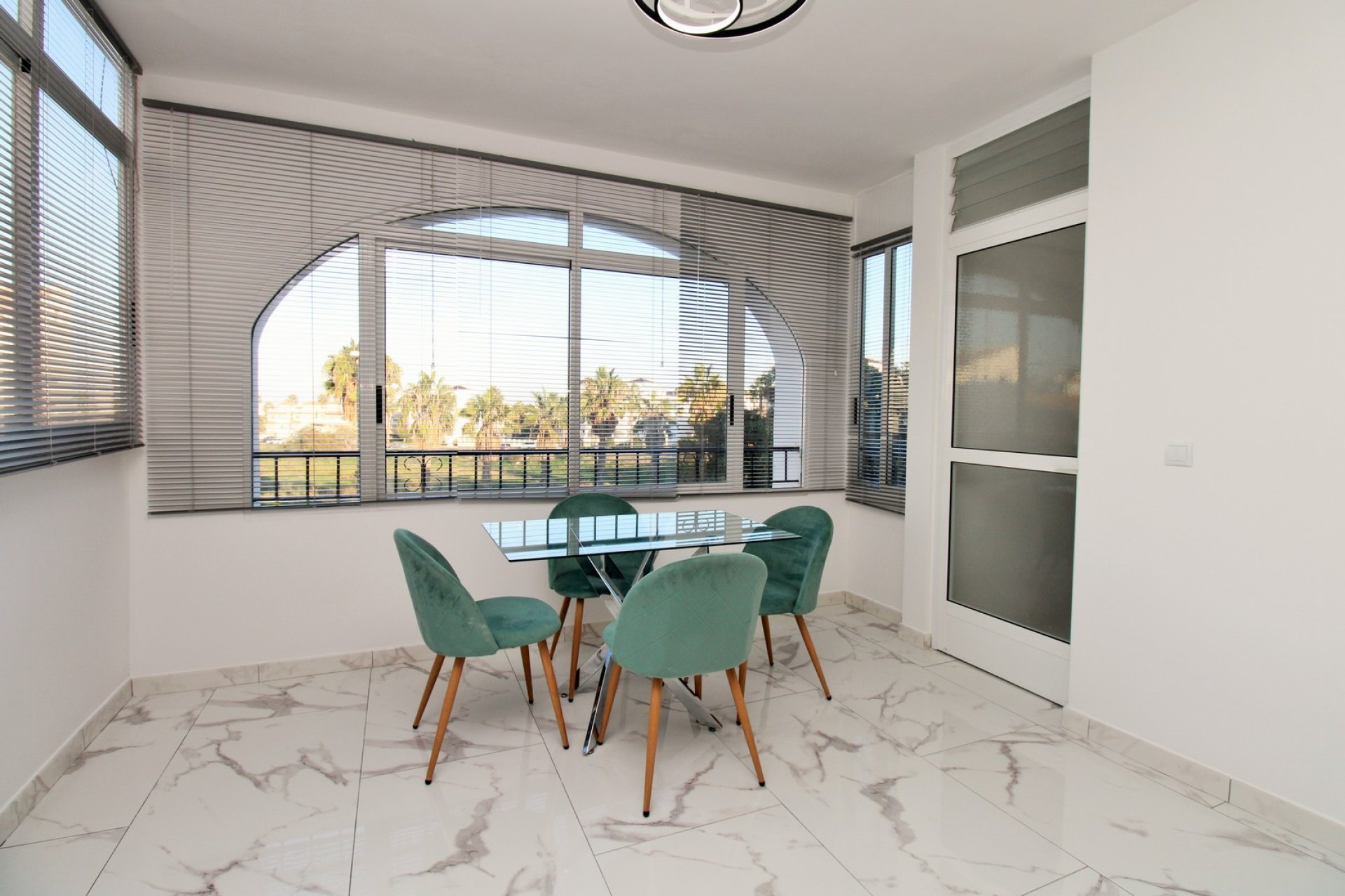 Segunda mano - Apartment - Flat - Villamartin