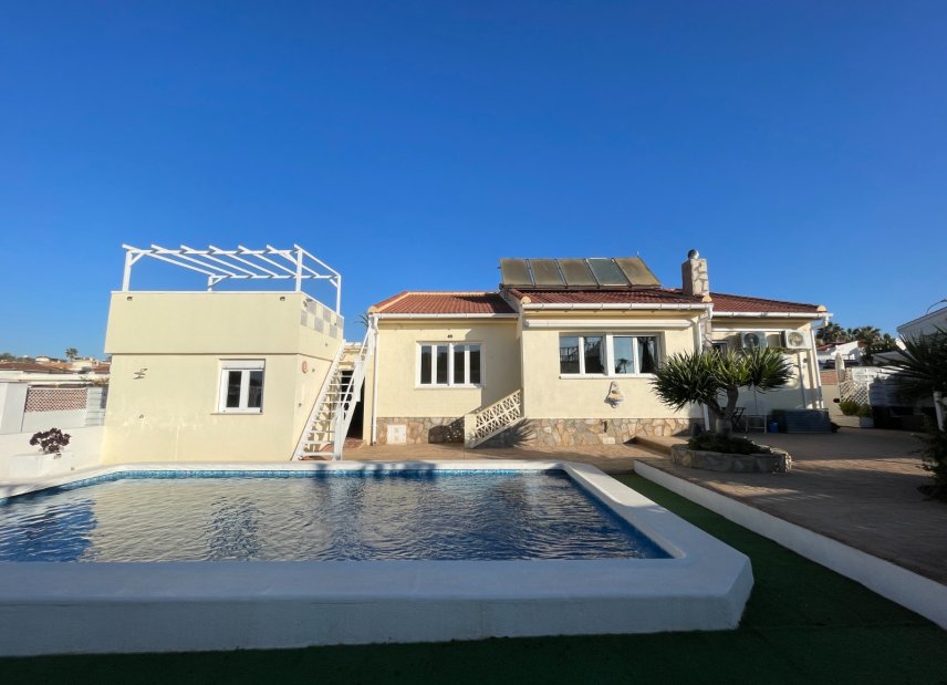 Segunda mano - Chalet - Ciudad Quesada