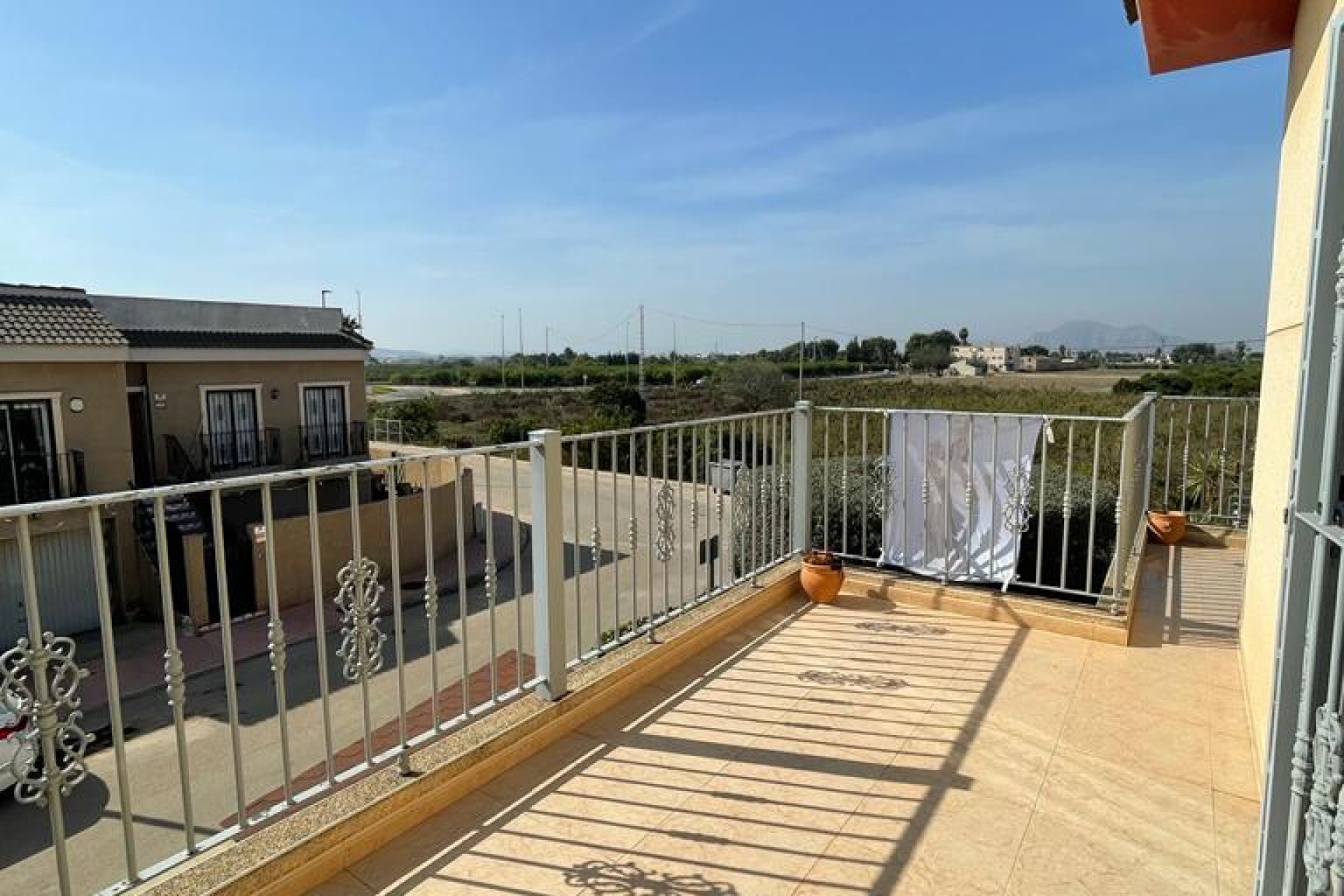 Segunda mano - Chalet - Daya Nueva