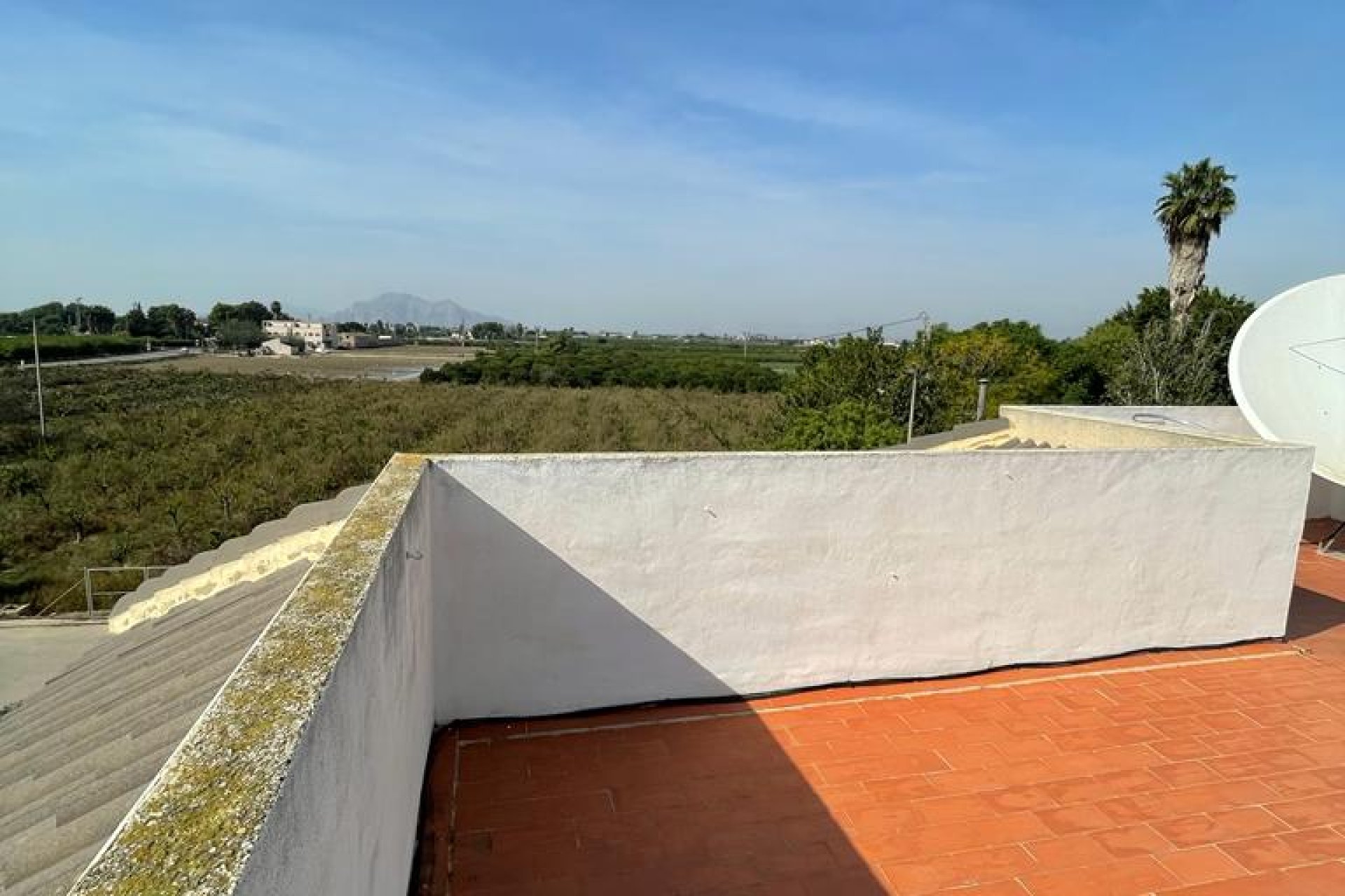 Segunda mano - Chalet - Daya Nueva