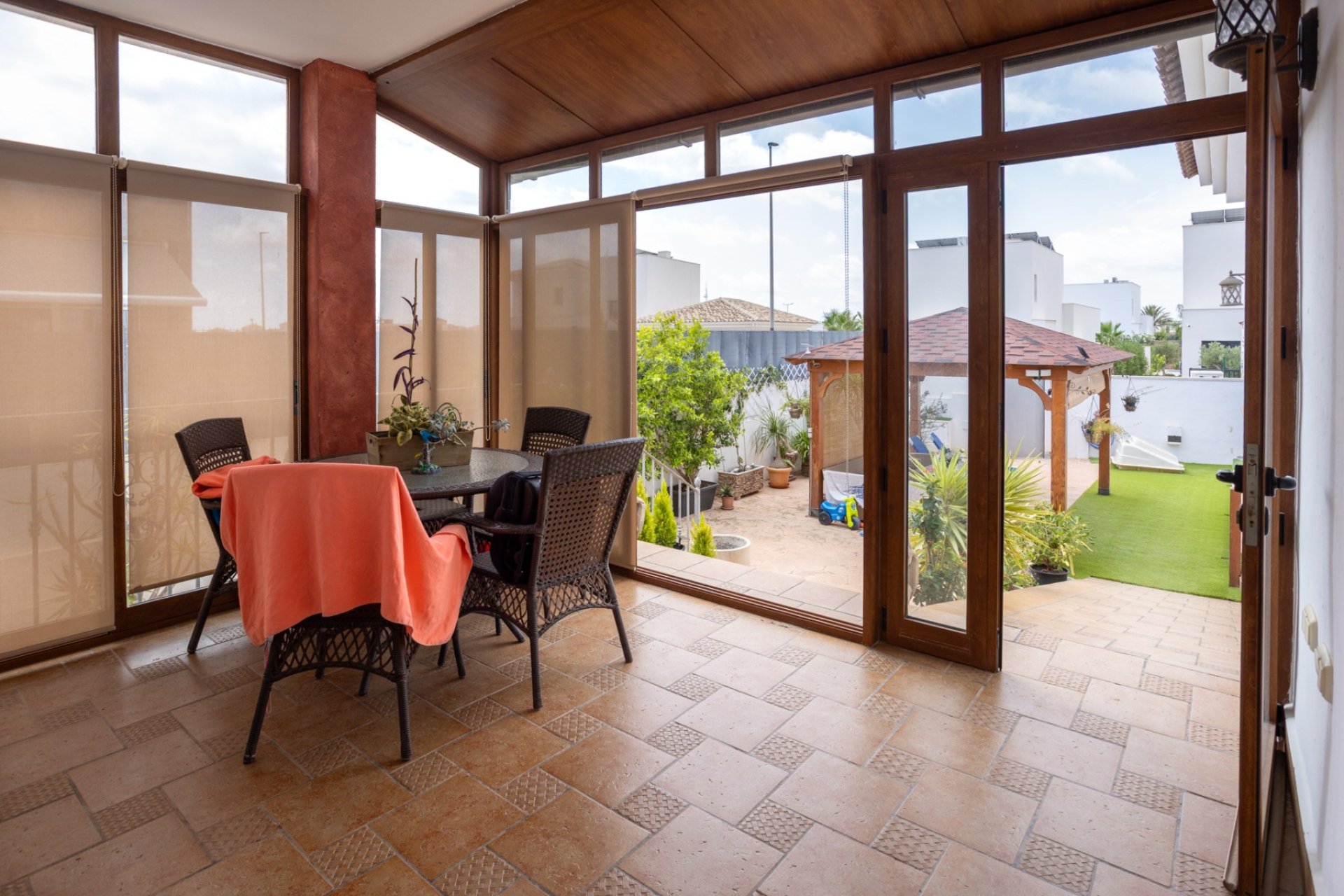 Segunda mano - Chalet - Los Montesinos - La Herrada