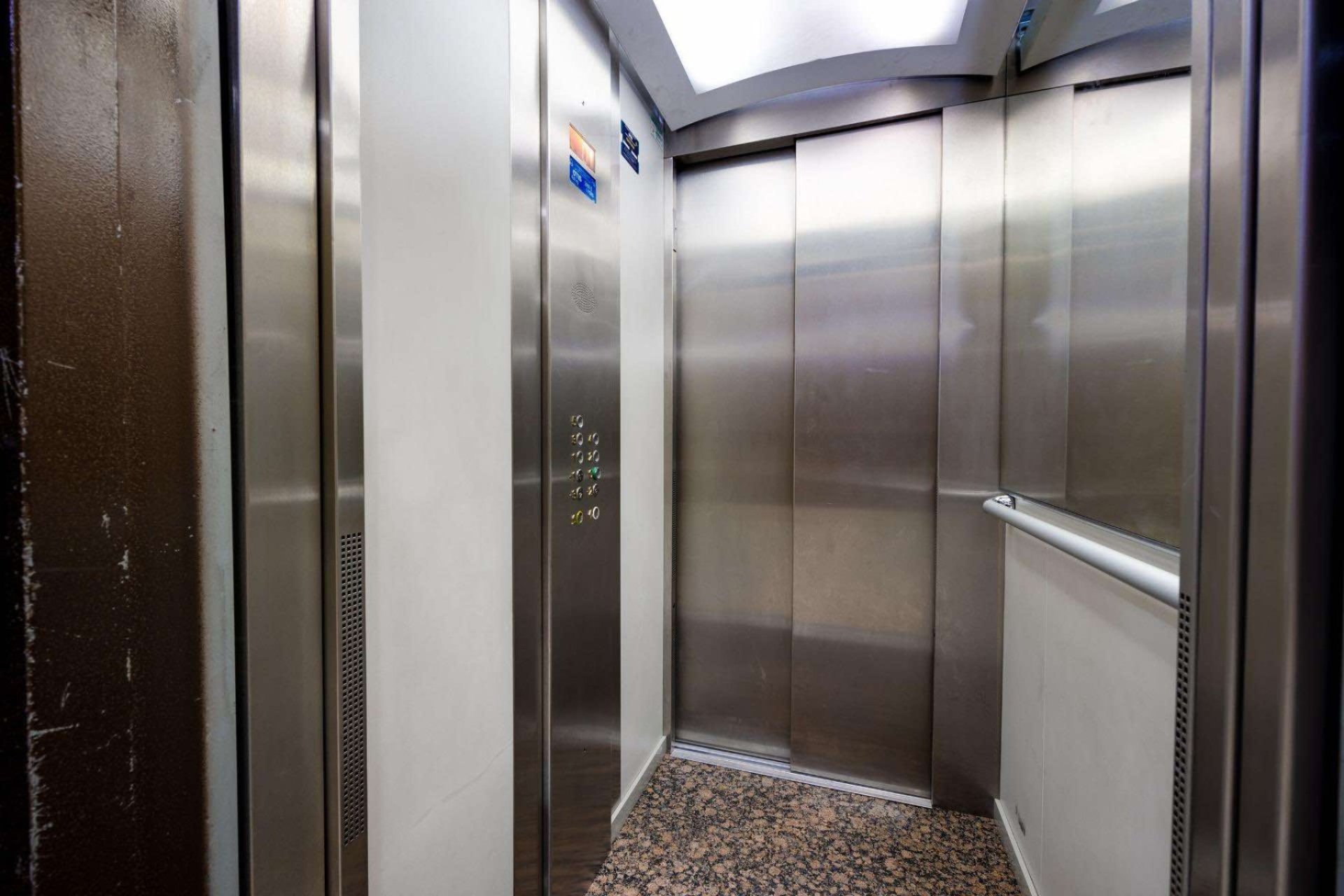 Verkauf - Apartment - Flat - Torrevieia - Center